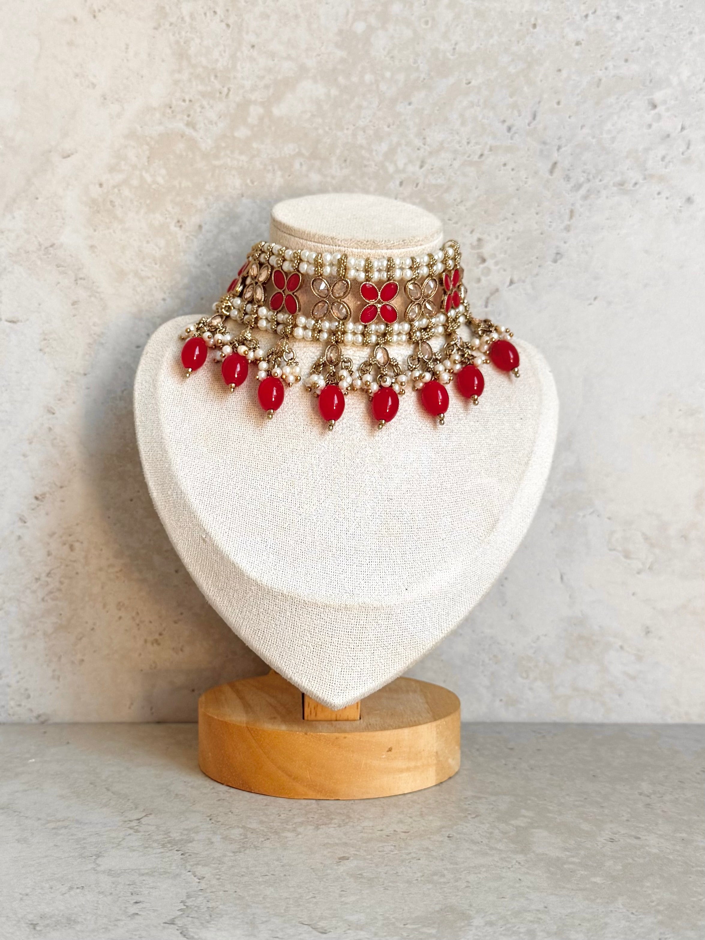 Amreen Necklace Set
