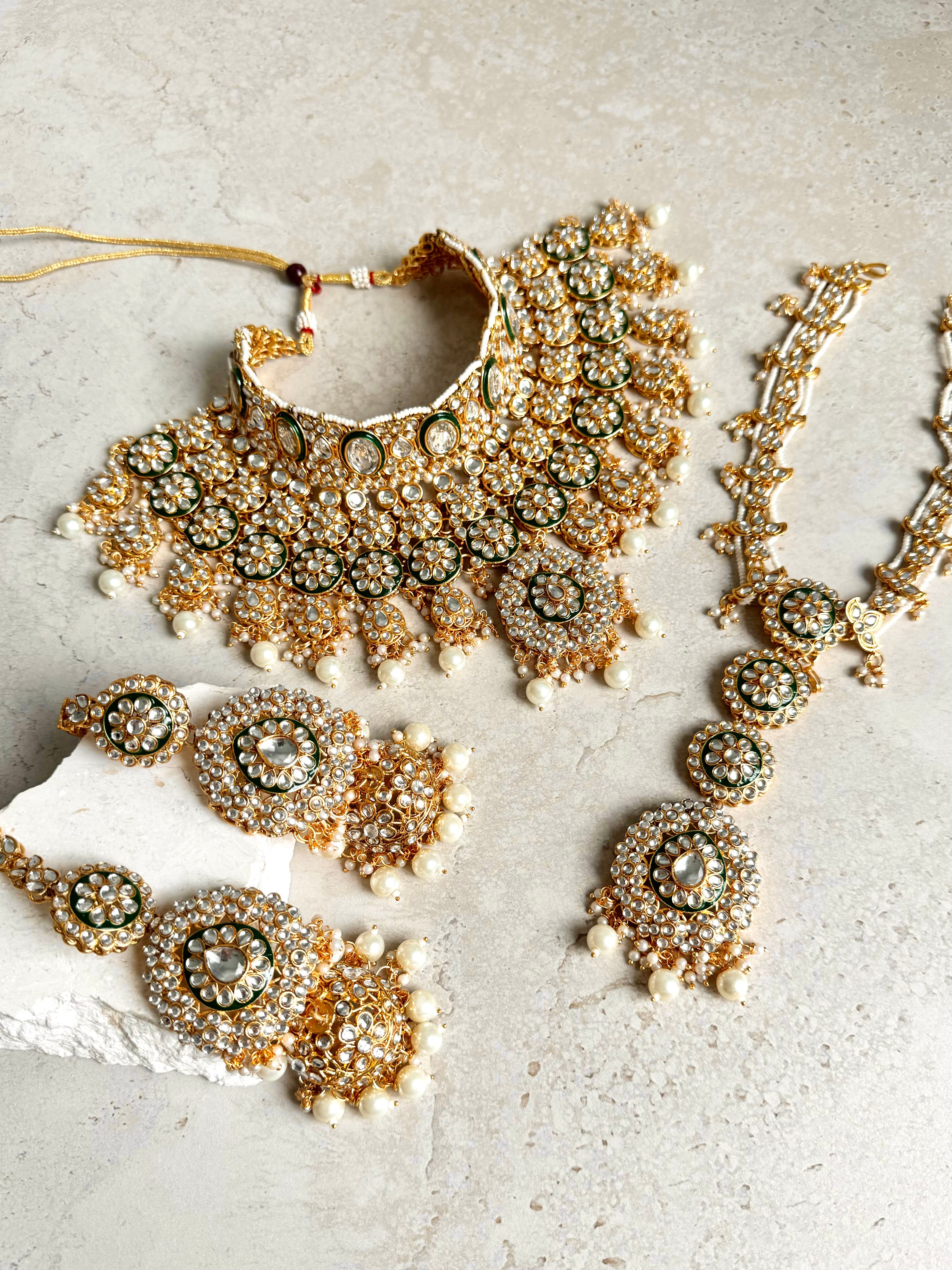 Ridhi Necklace Set