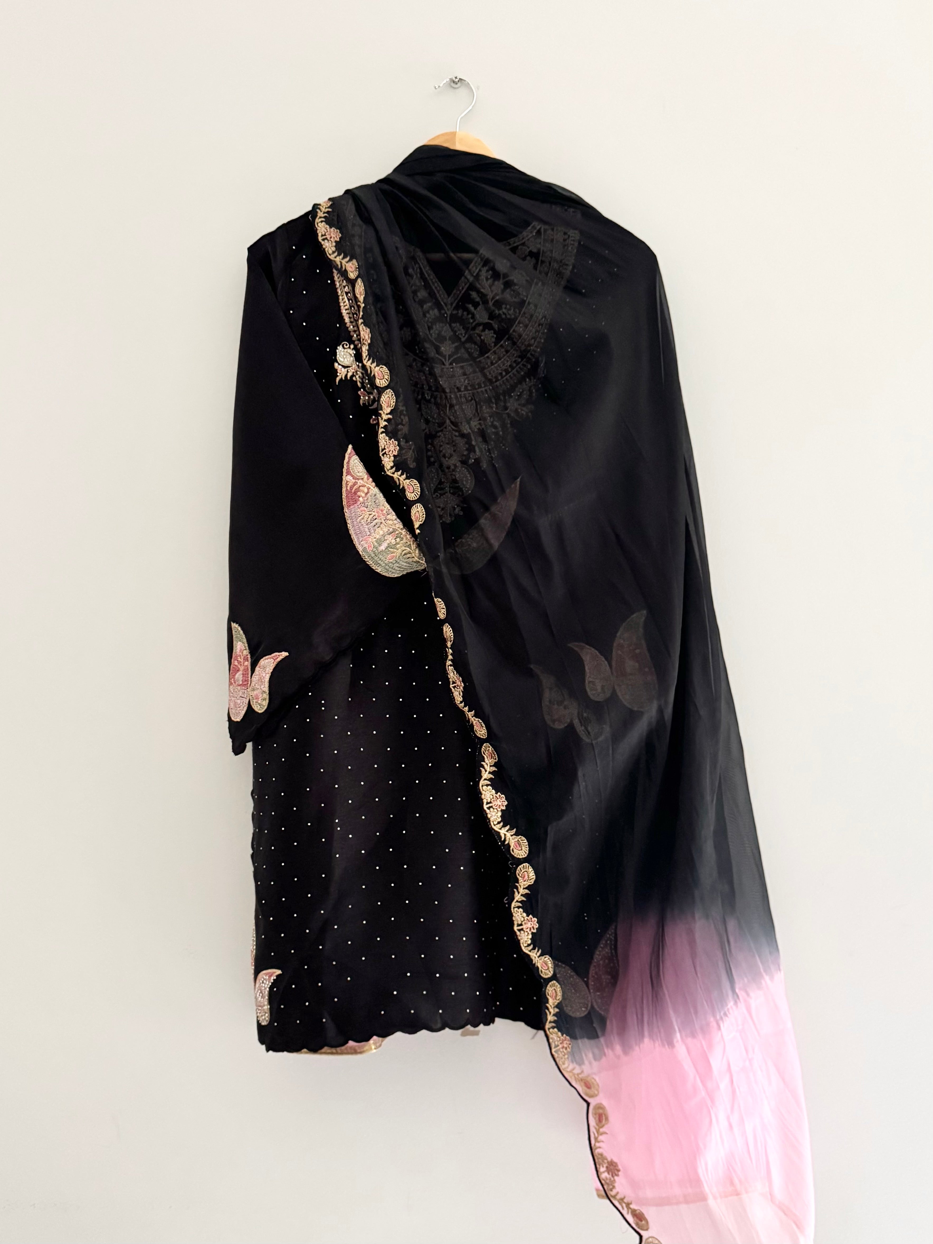 Zaria Suit Set