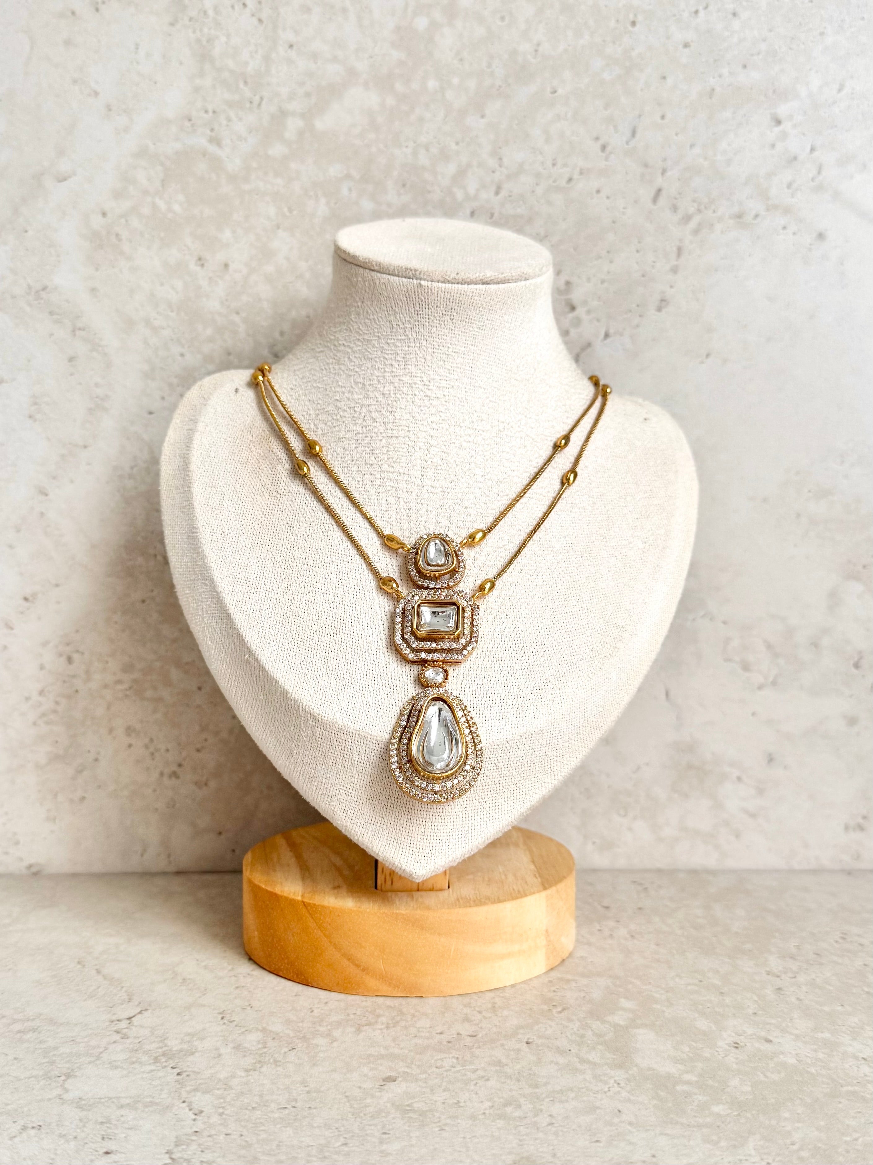 Roma Necklace Set