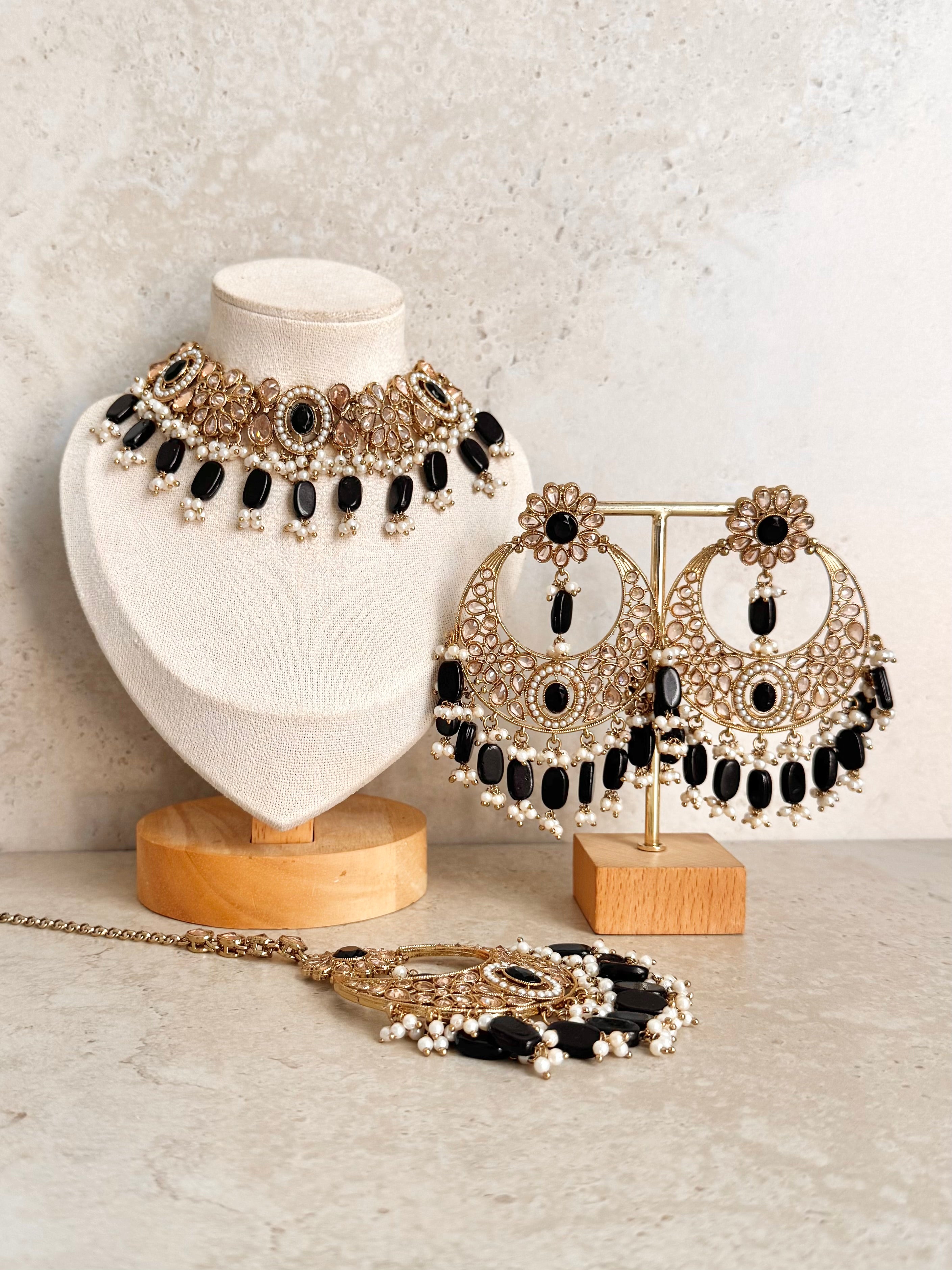 Ayla Necklace Set