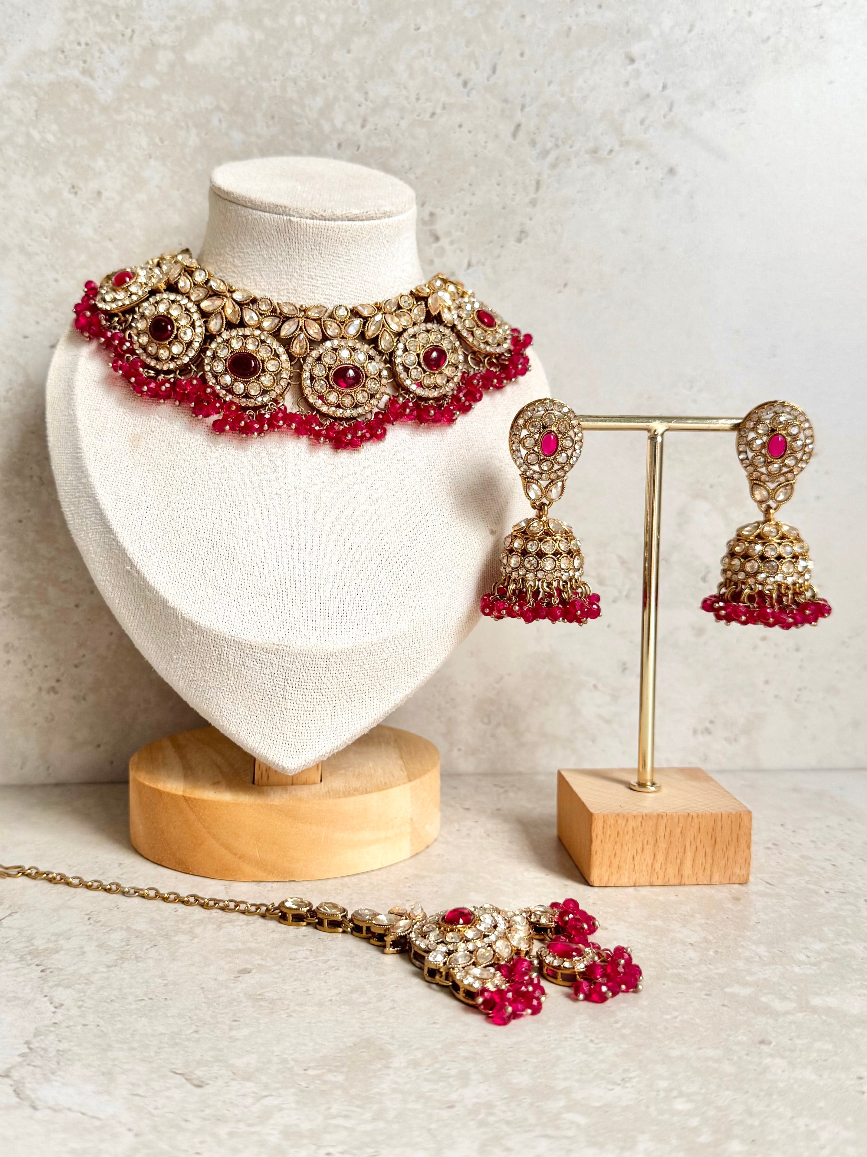 Shirin Necklace Set
