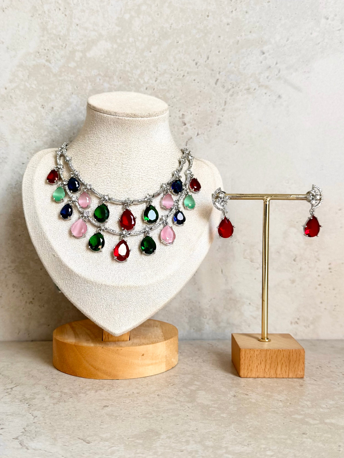Amna Necklace Set