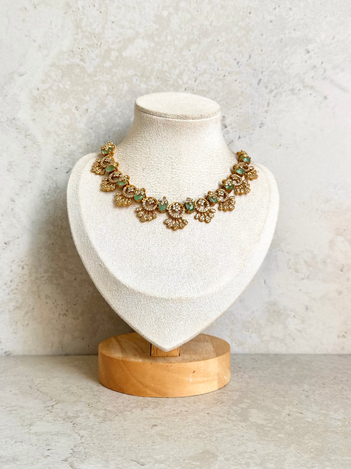 Sarbjot Necklace Set