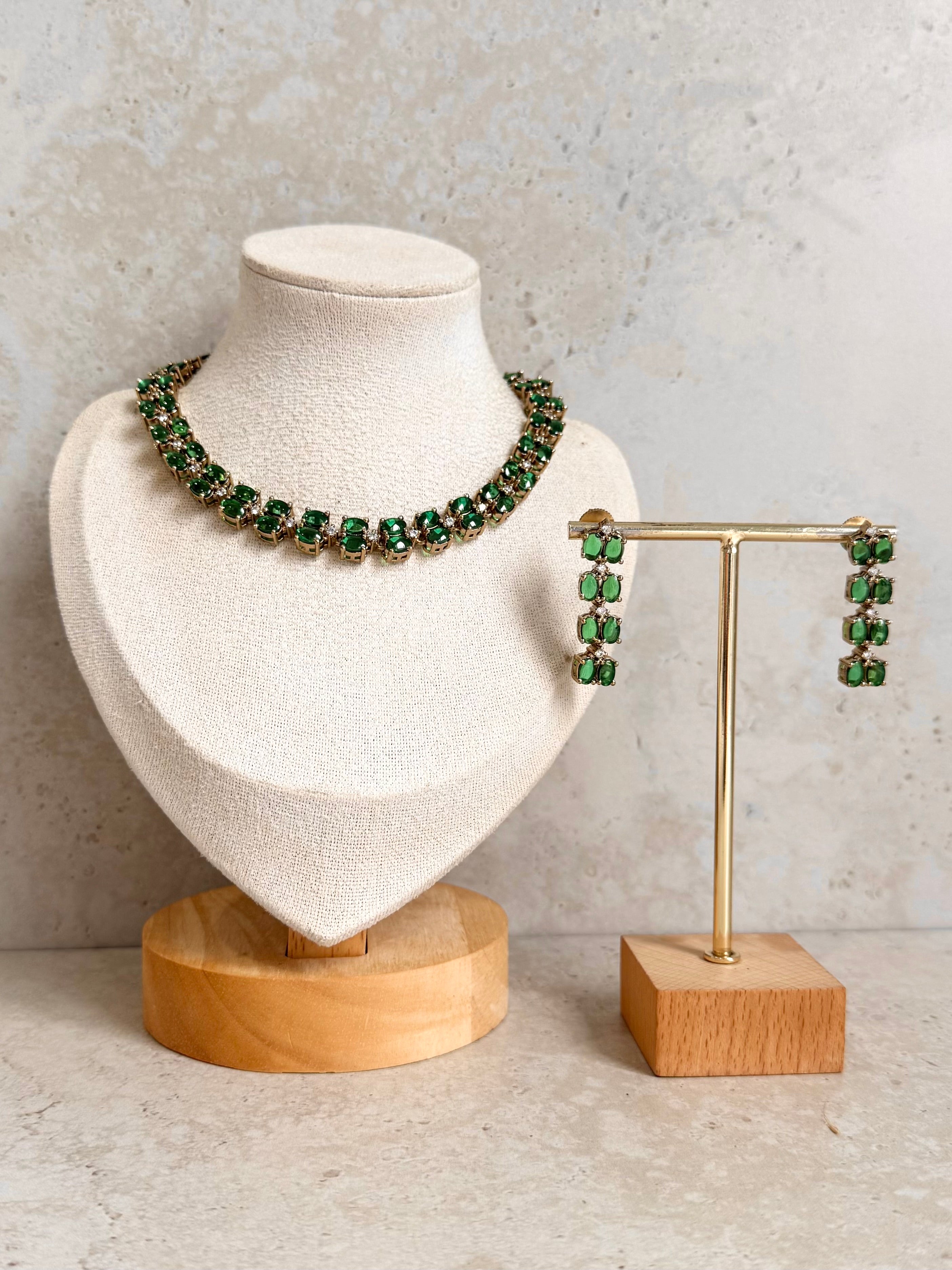 Neesha Necklace Set
