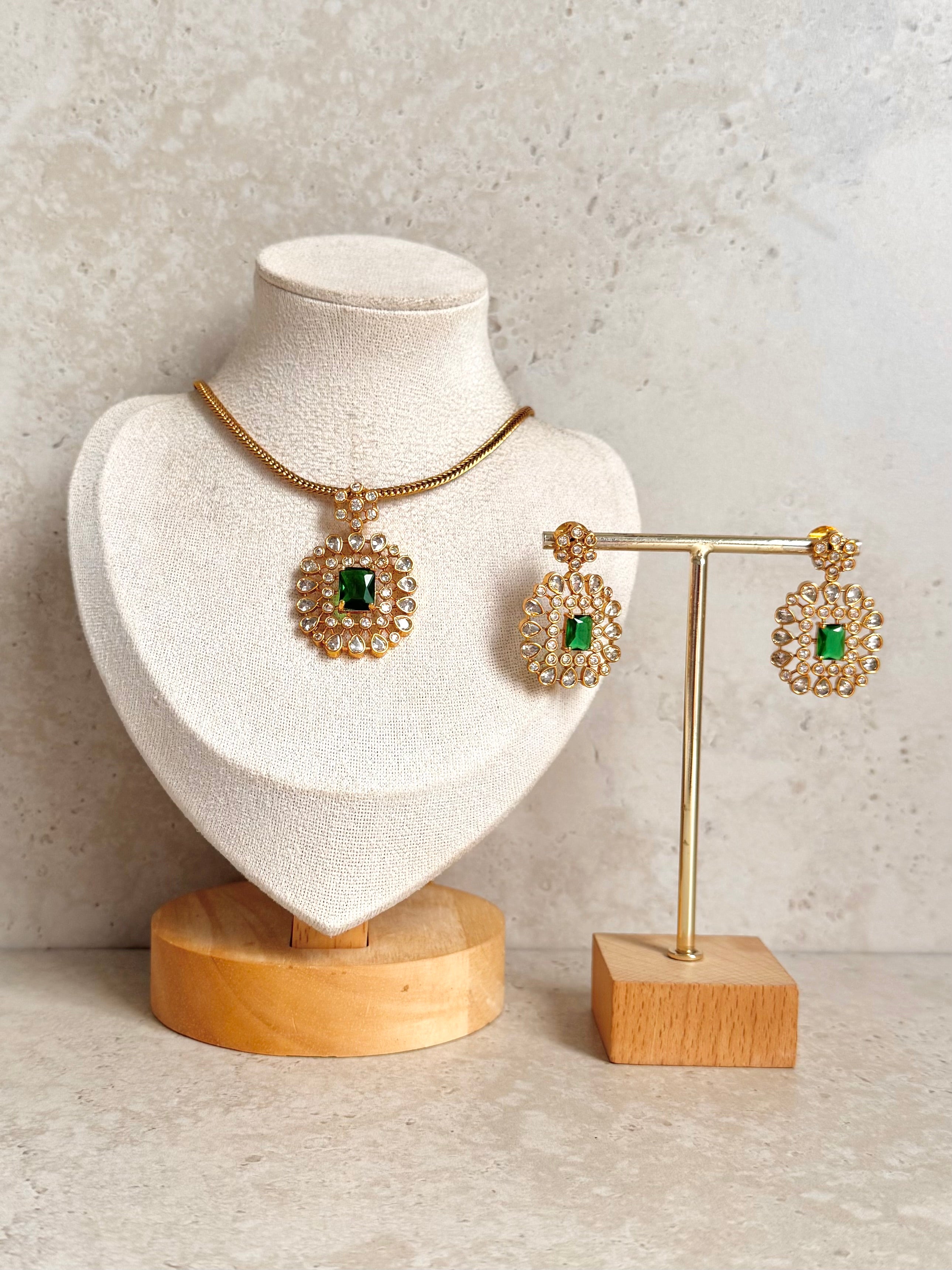 Karam Necklace Set