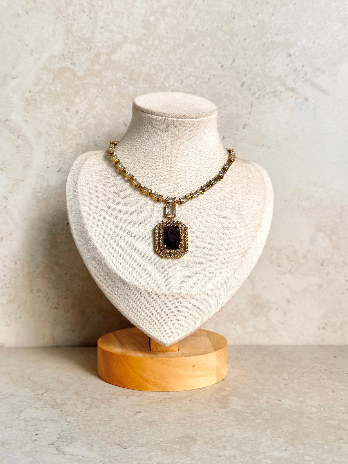 Maira Necklace Set