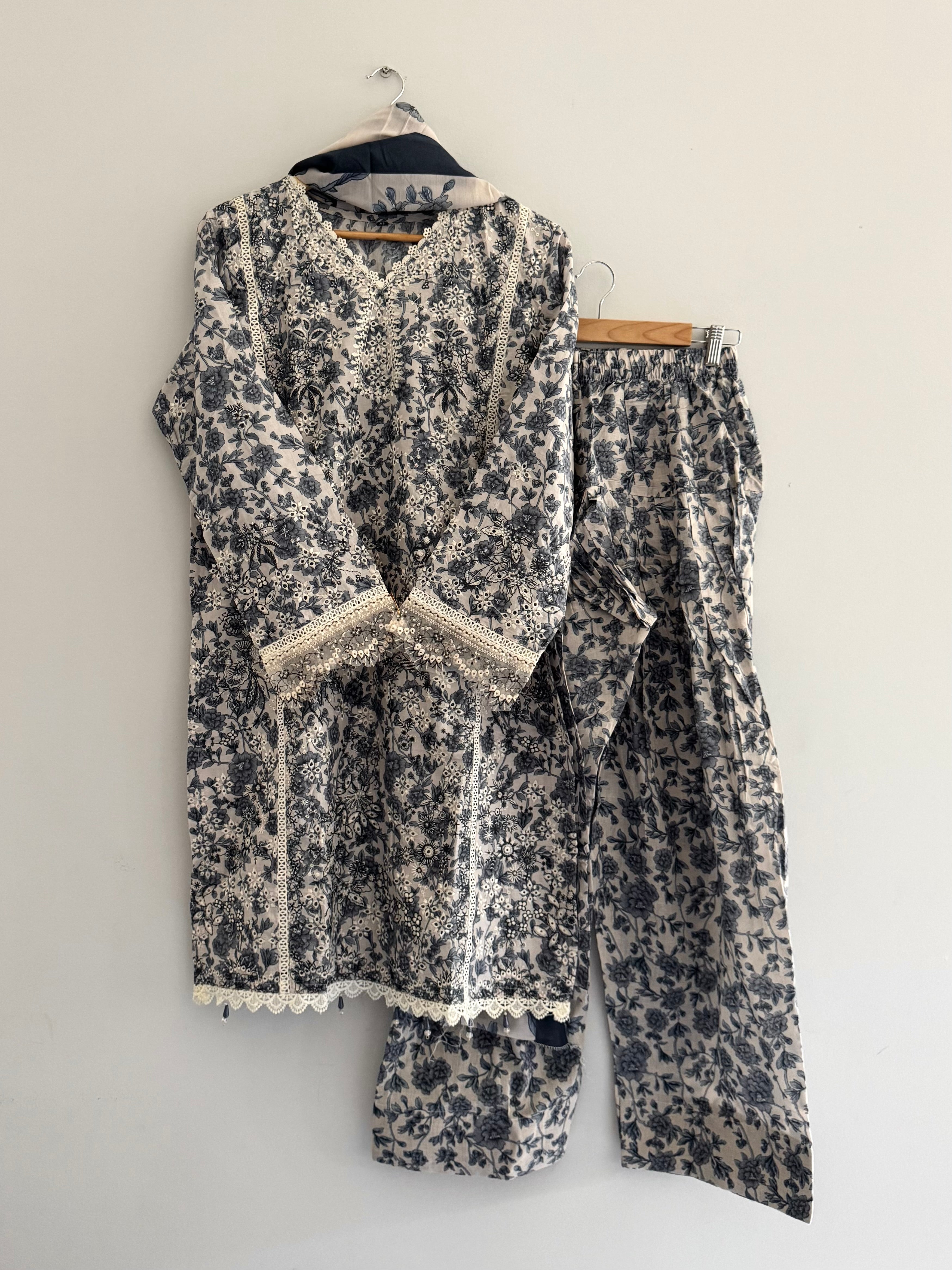 Rameen Suit Set