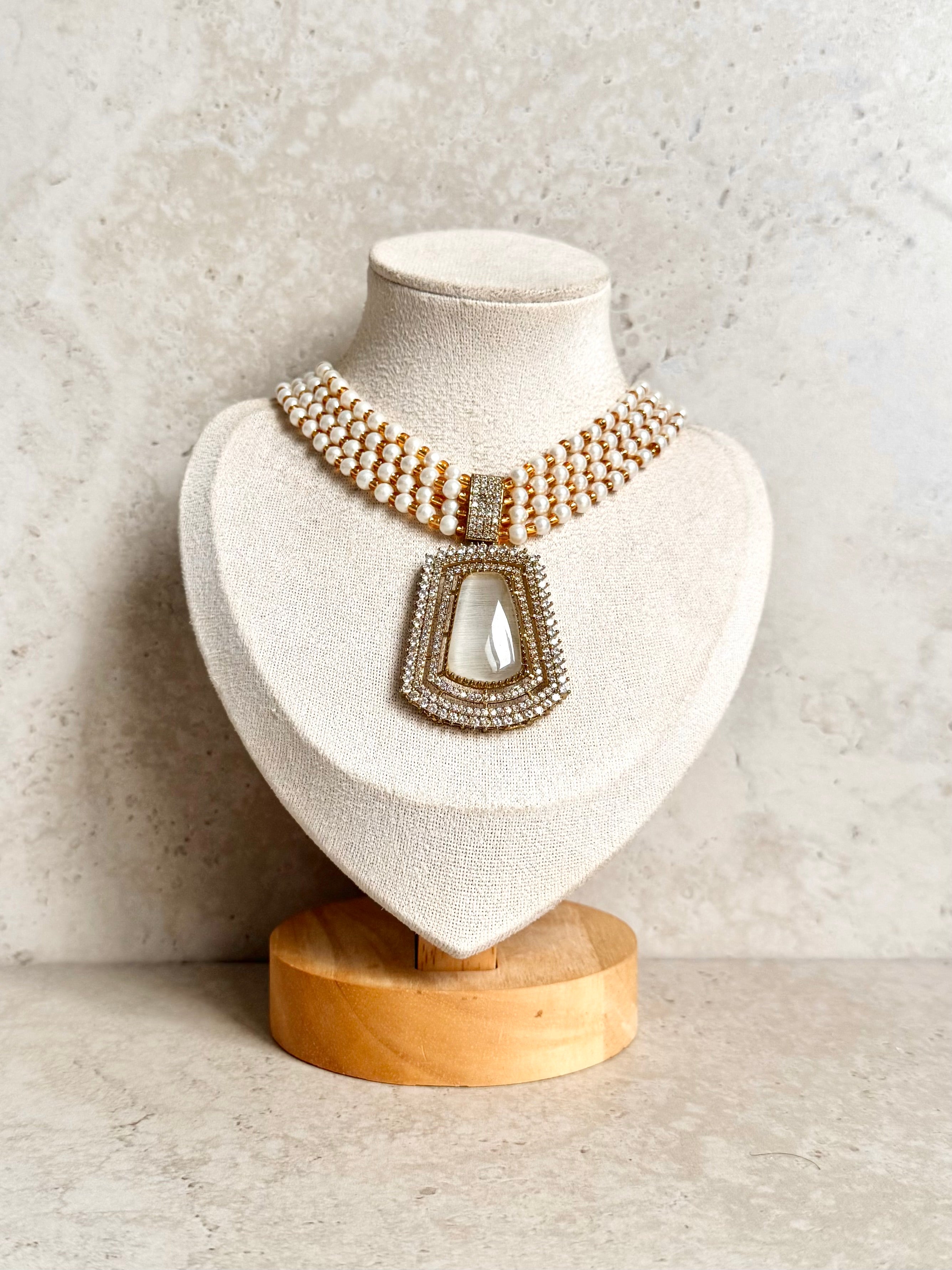 Noor Necklace Set
