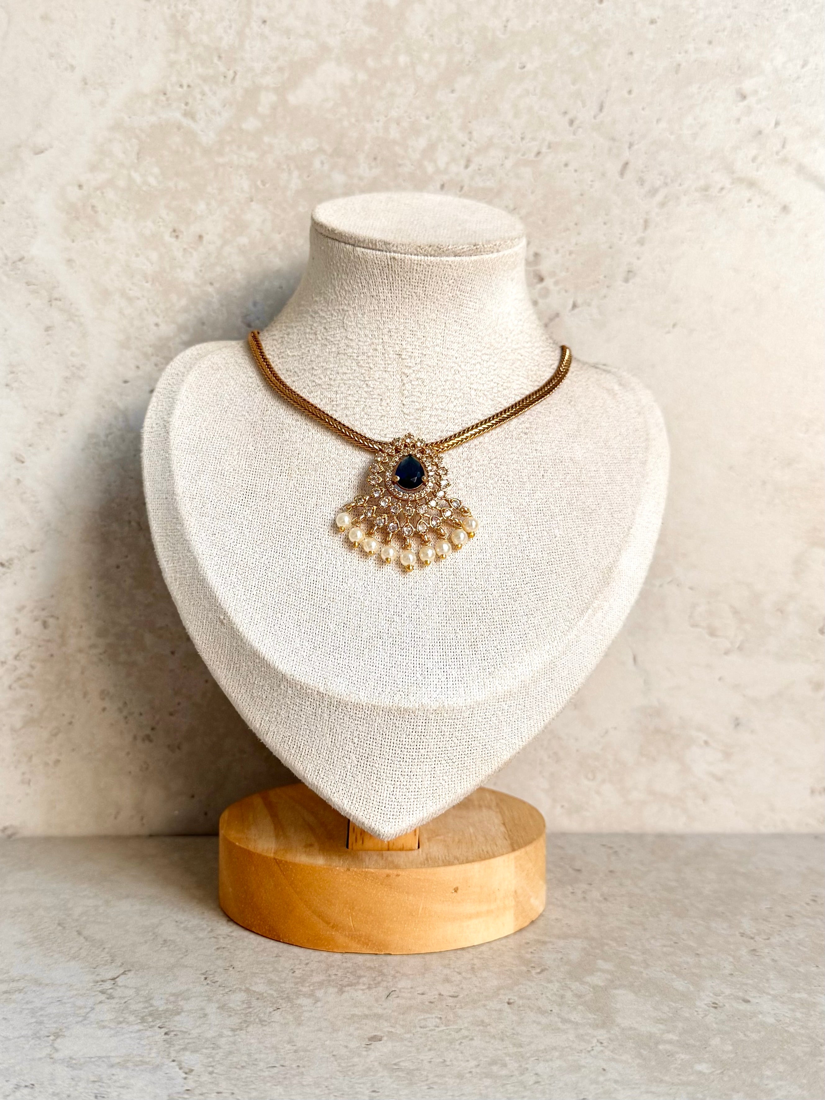 Sarbjot Necklace Set