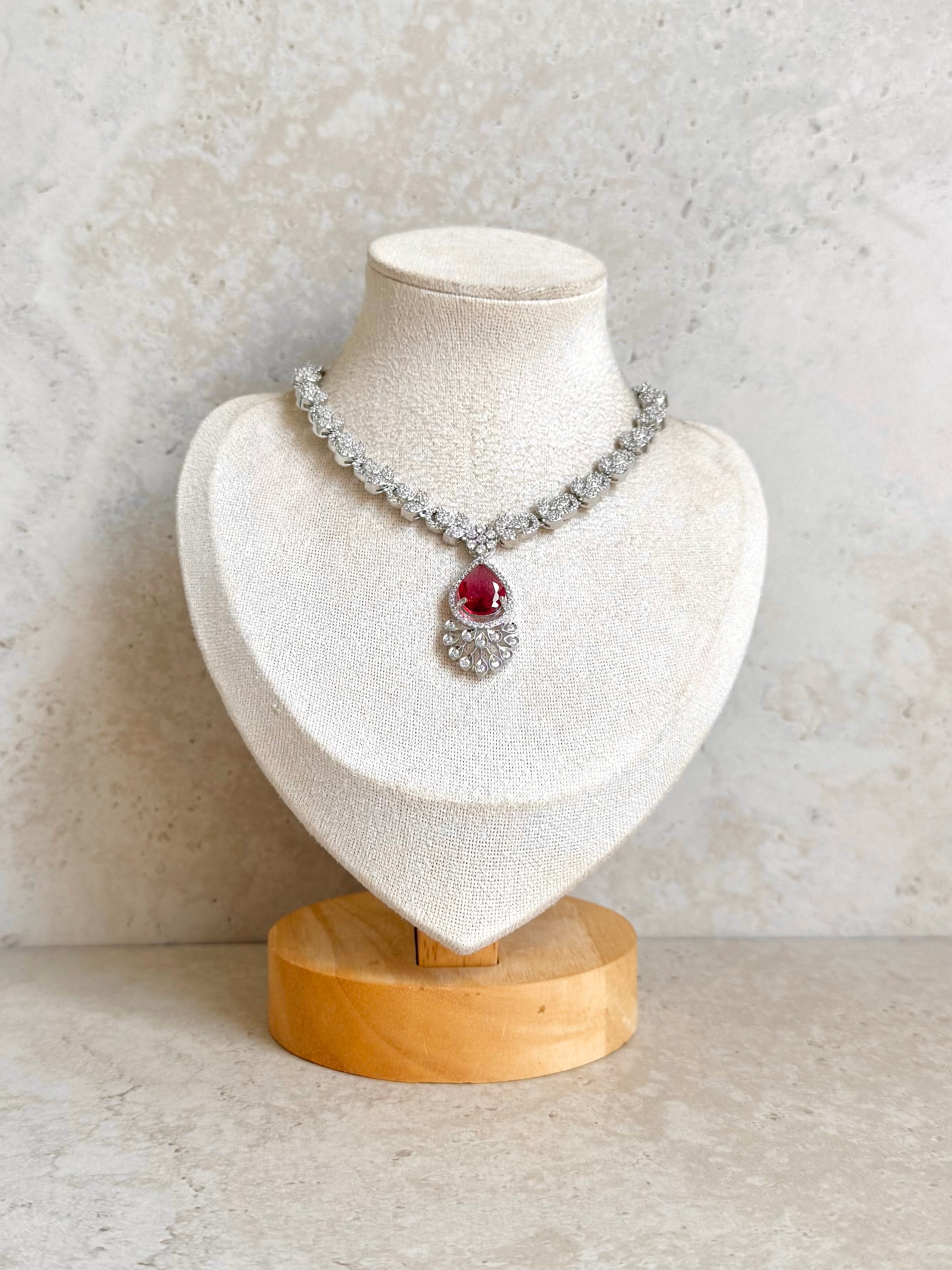 Ratika Necklace Set