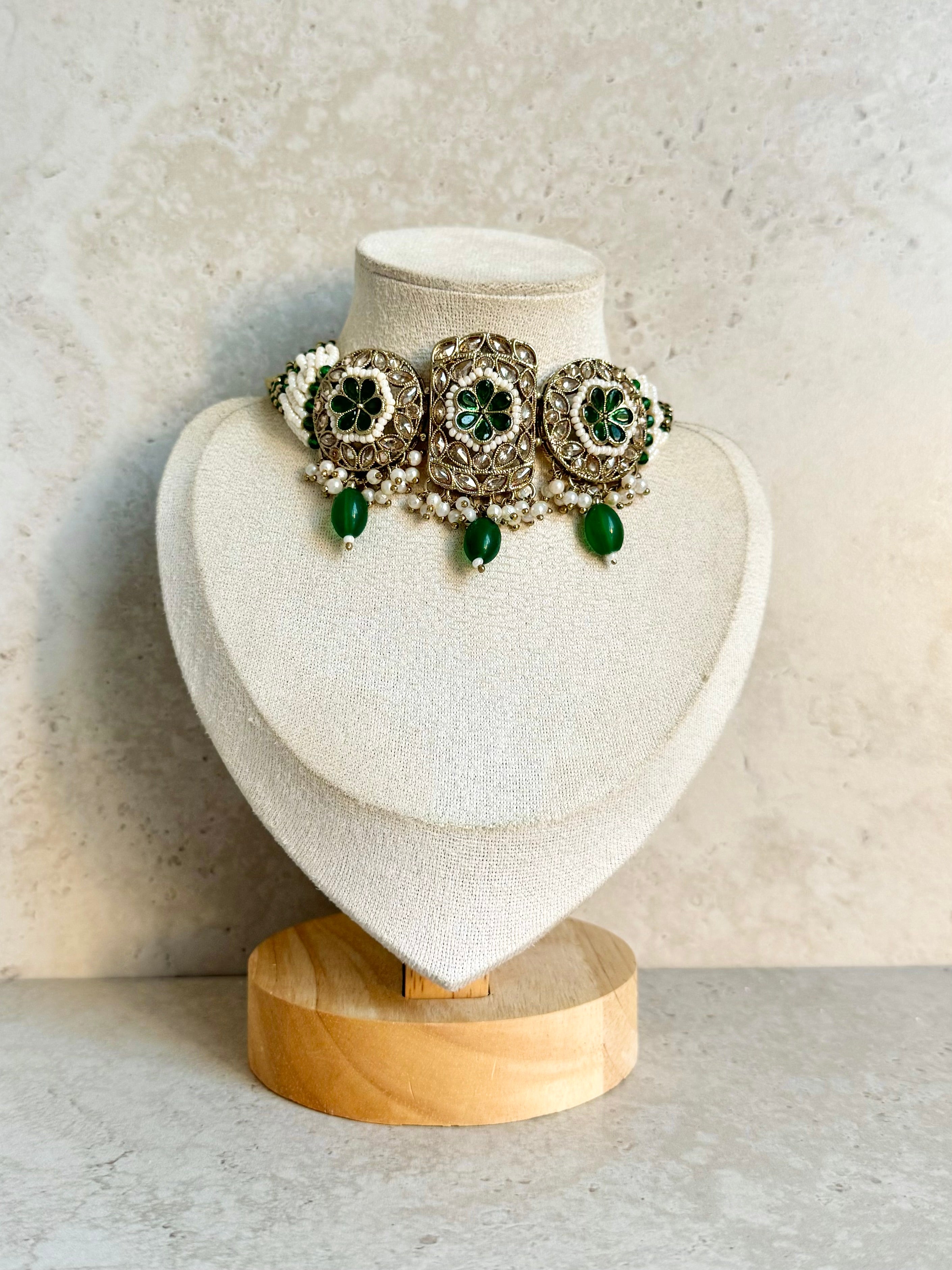 Jashan Necklace Set