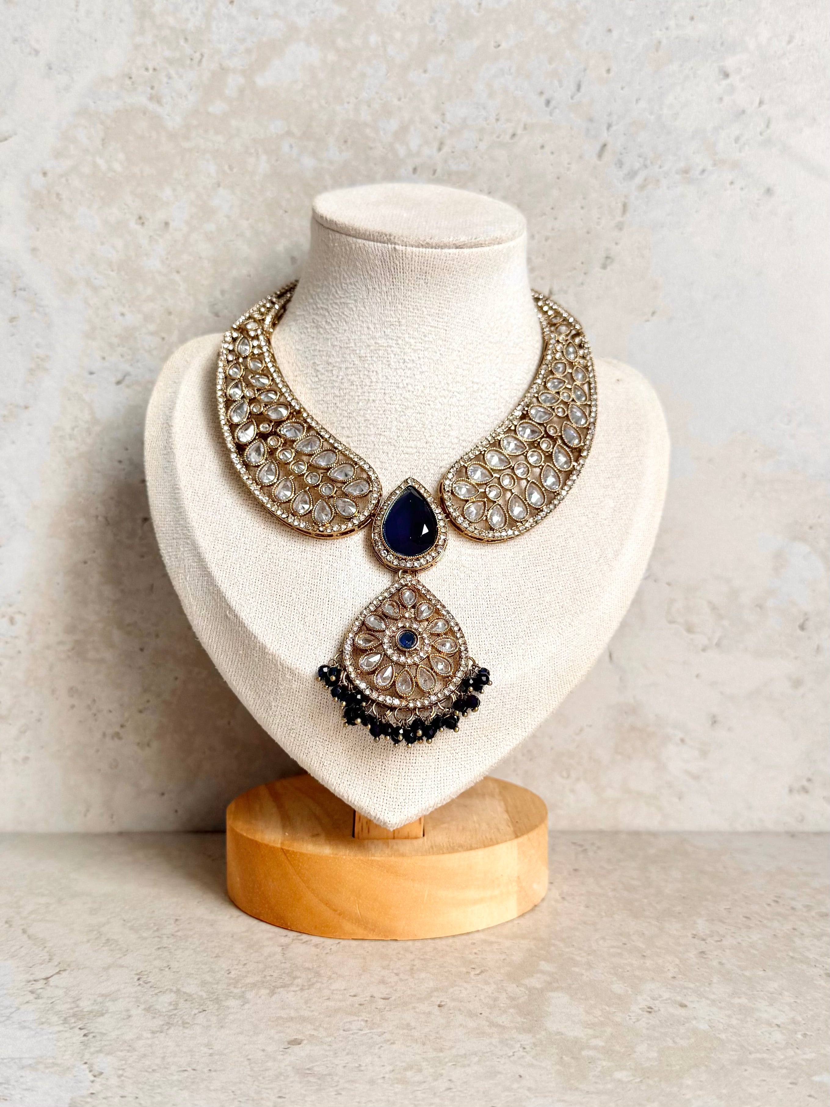 Alisha Necklace Set