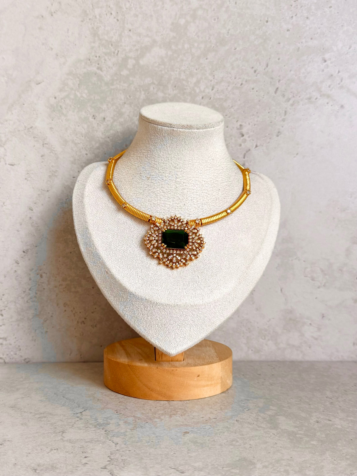 Deepika Necklace Set