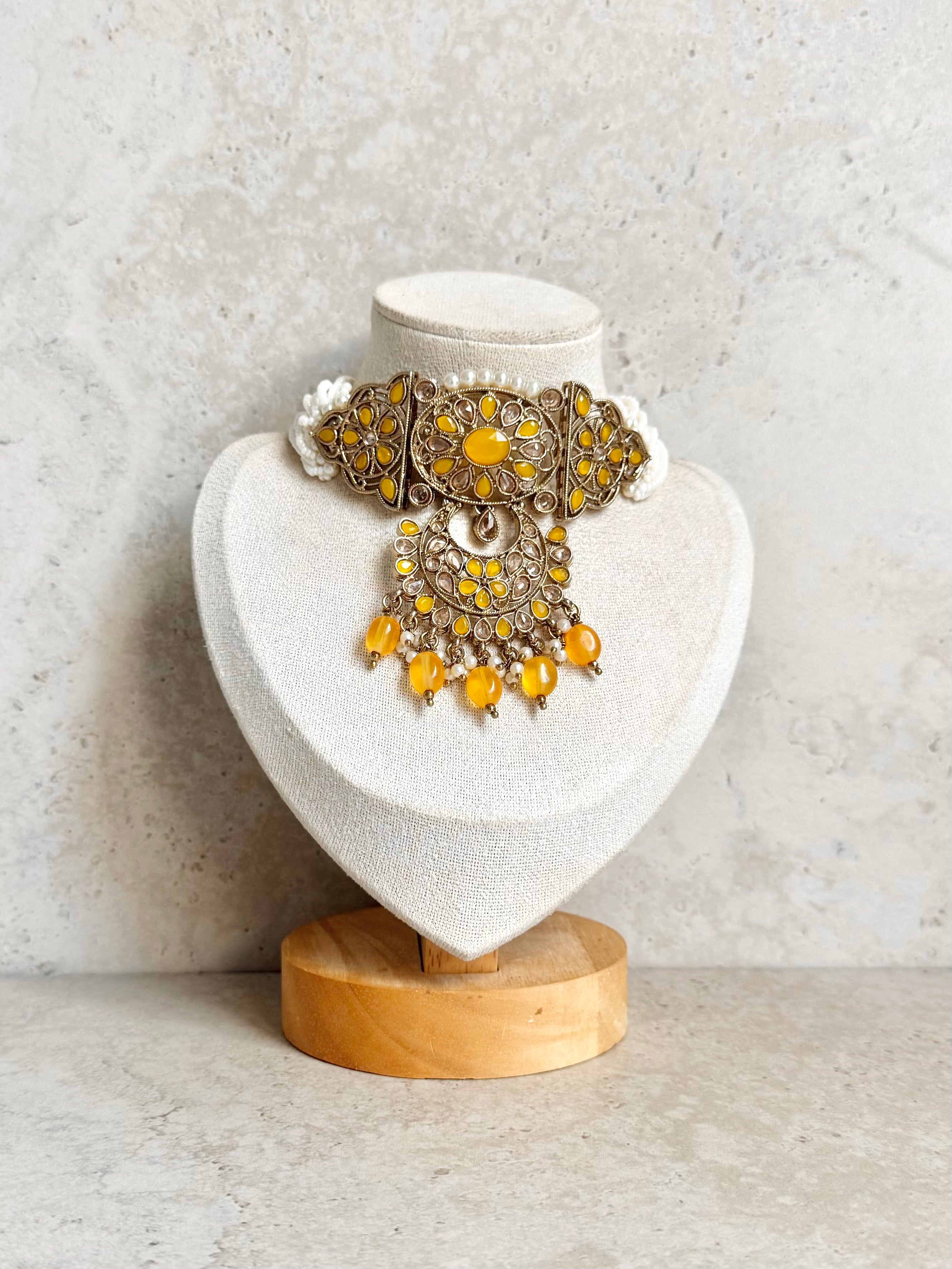 Afrin Necklace Set