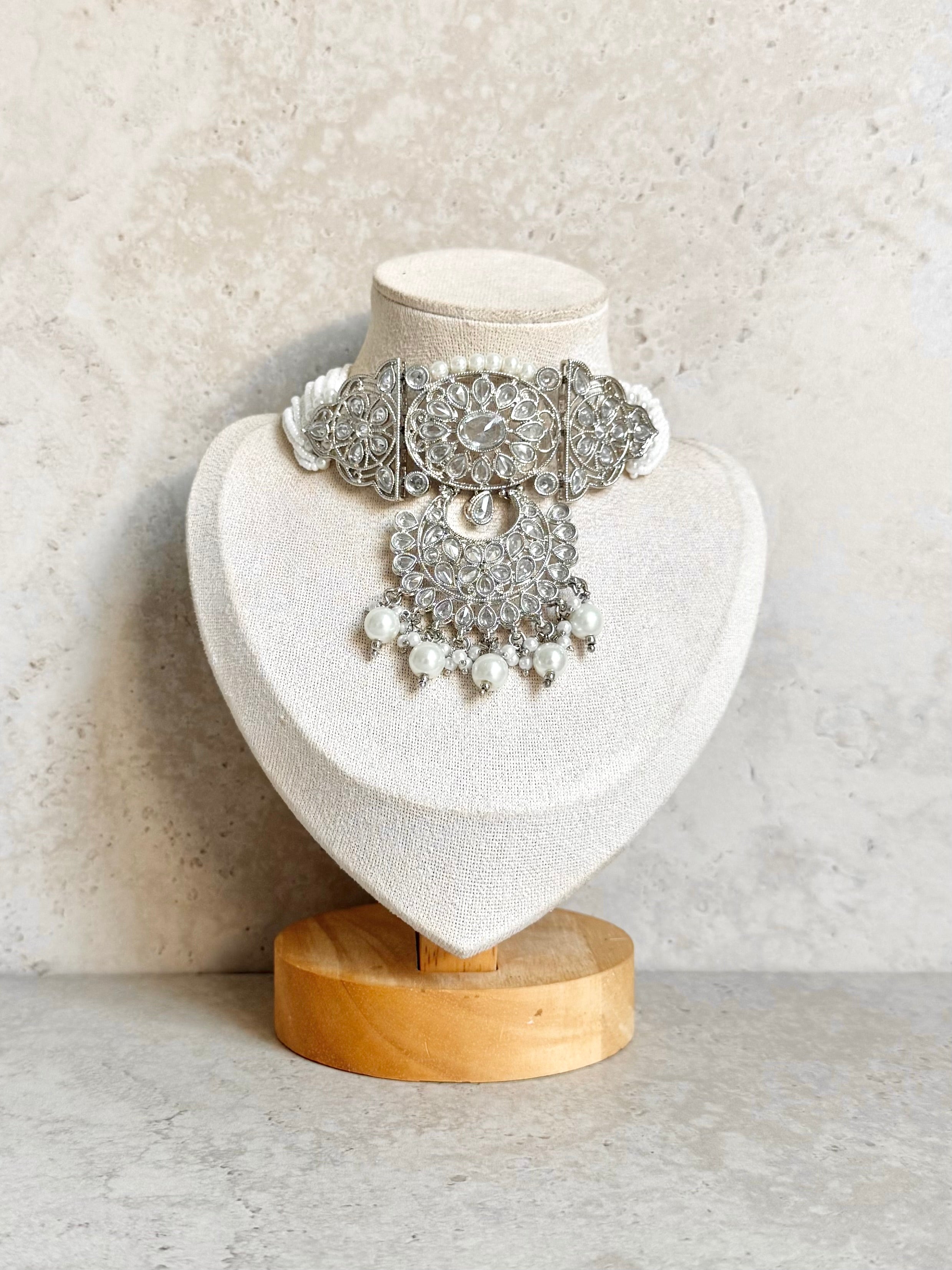 Afrin Necklace Set