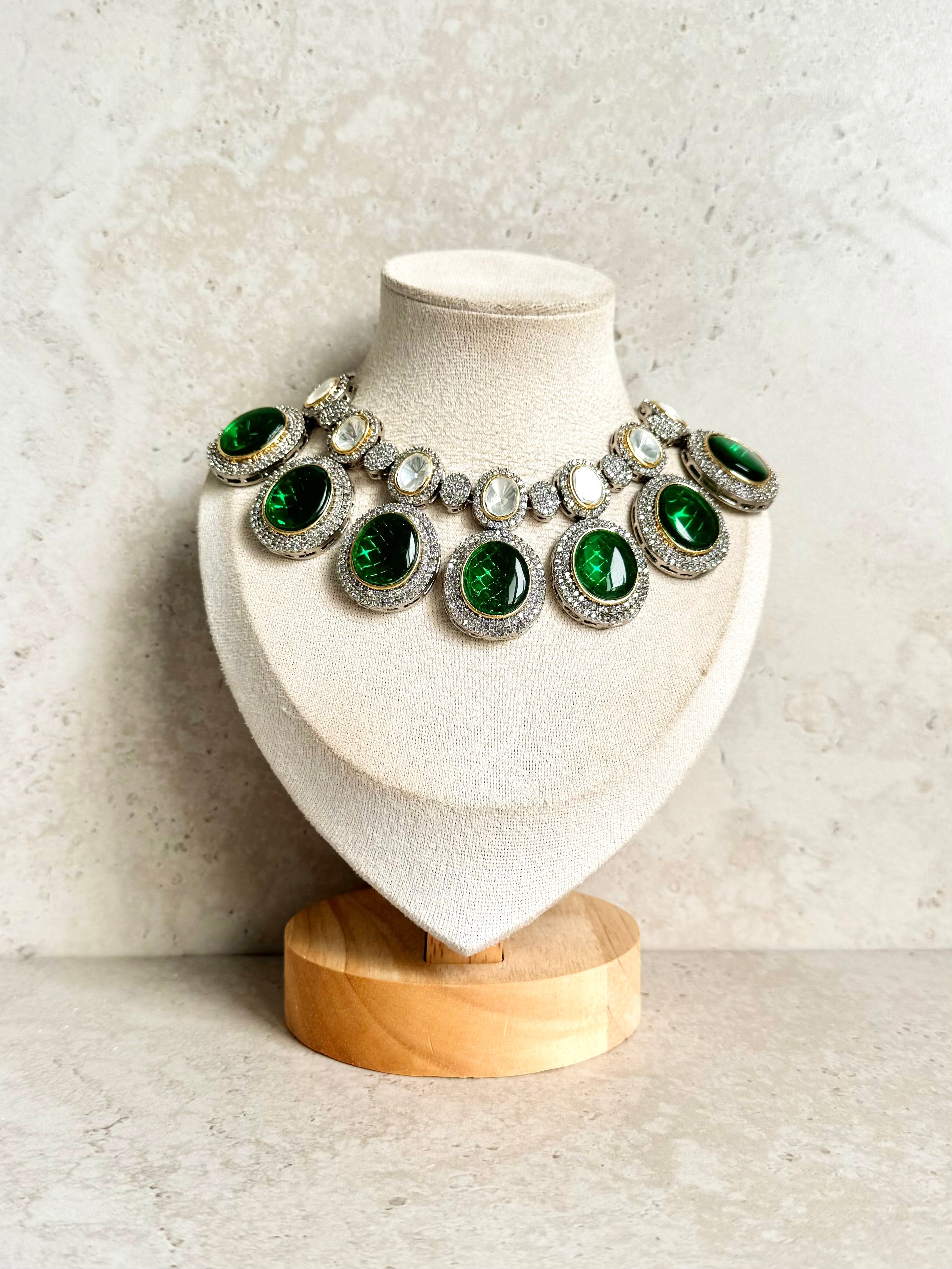 Sonam Necklace Set