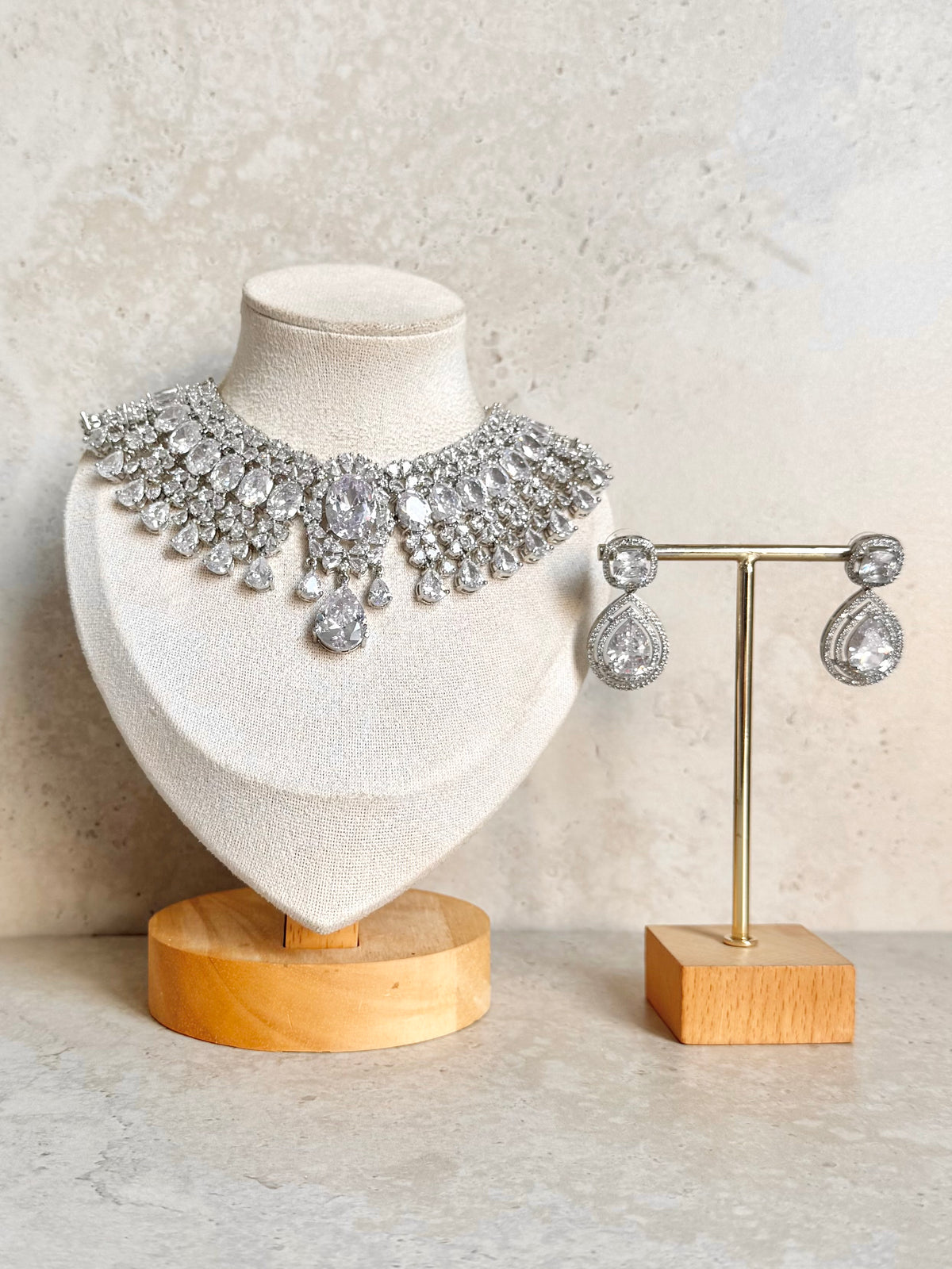 Kanika Necklace Set
