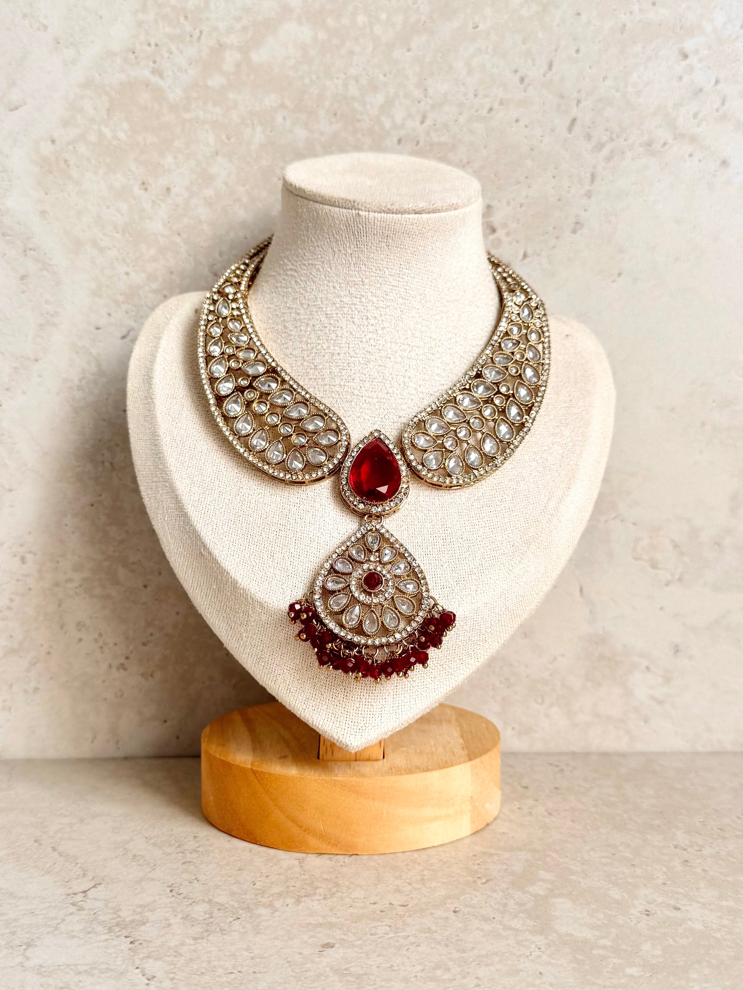 Alisha Necklace Set