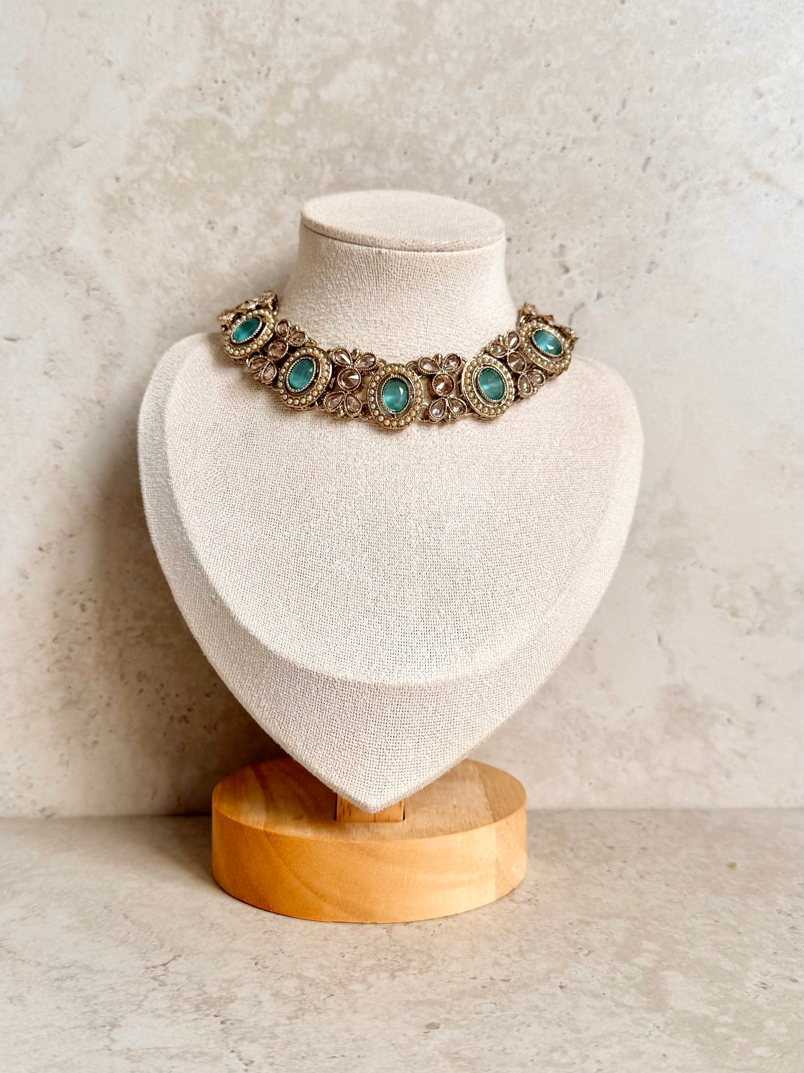 Jaspreet Necklace Set