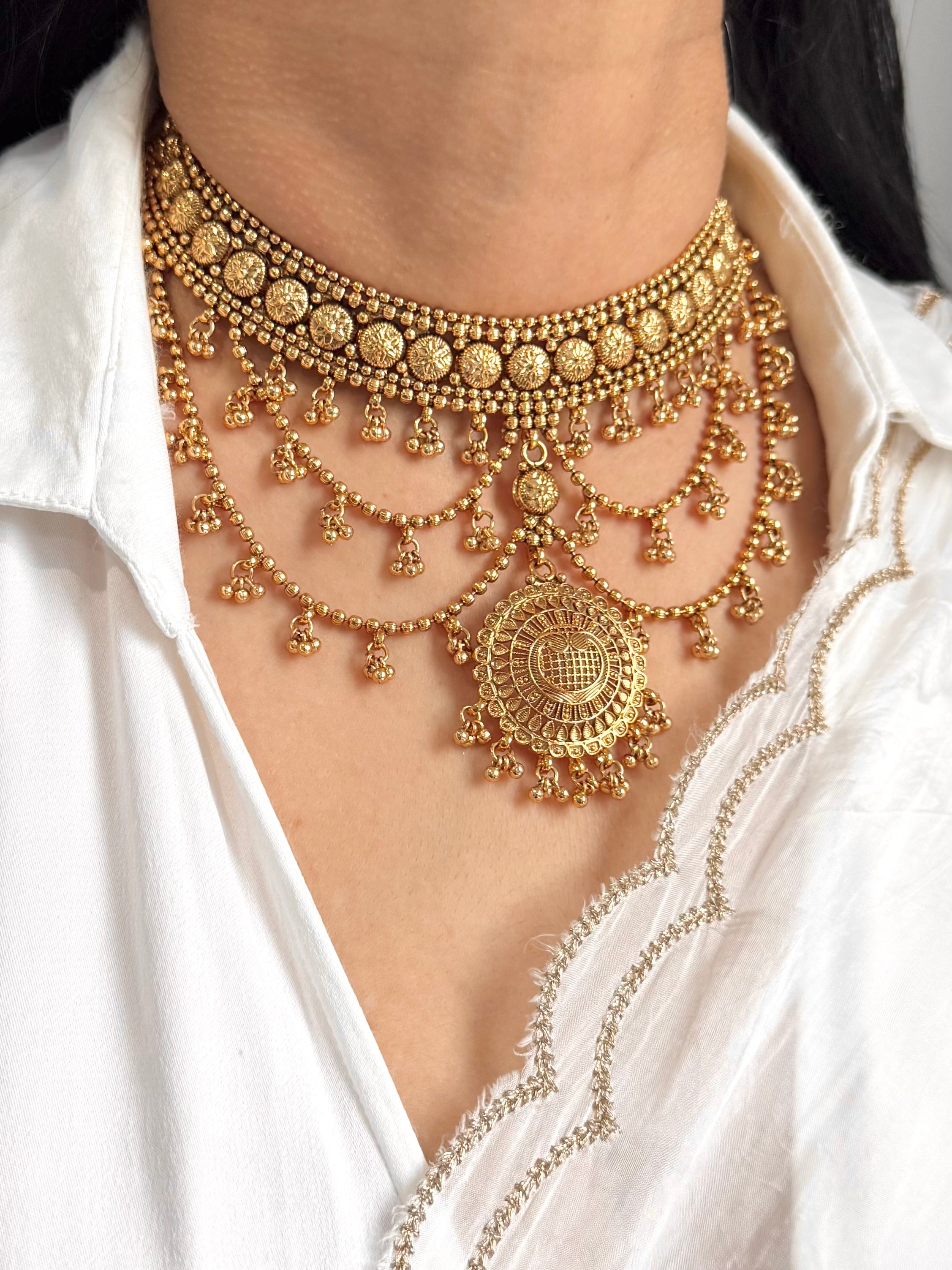 Reeta Necklace Set