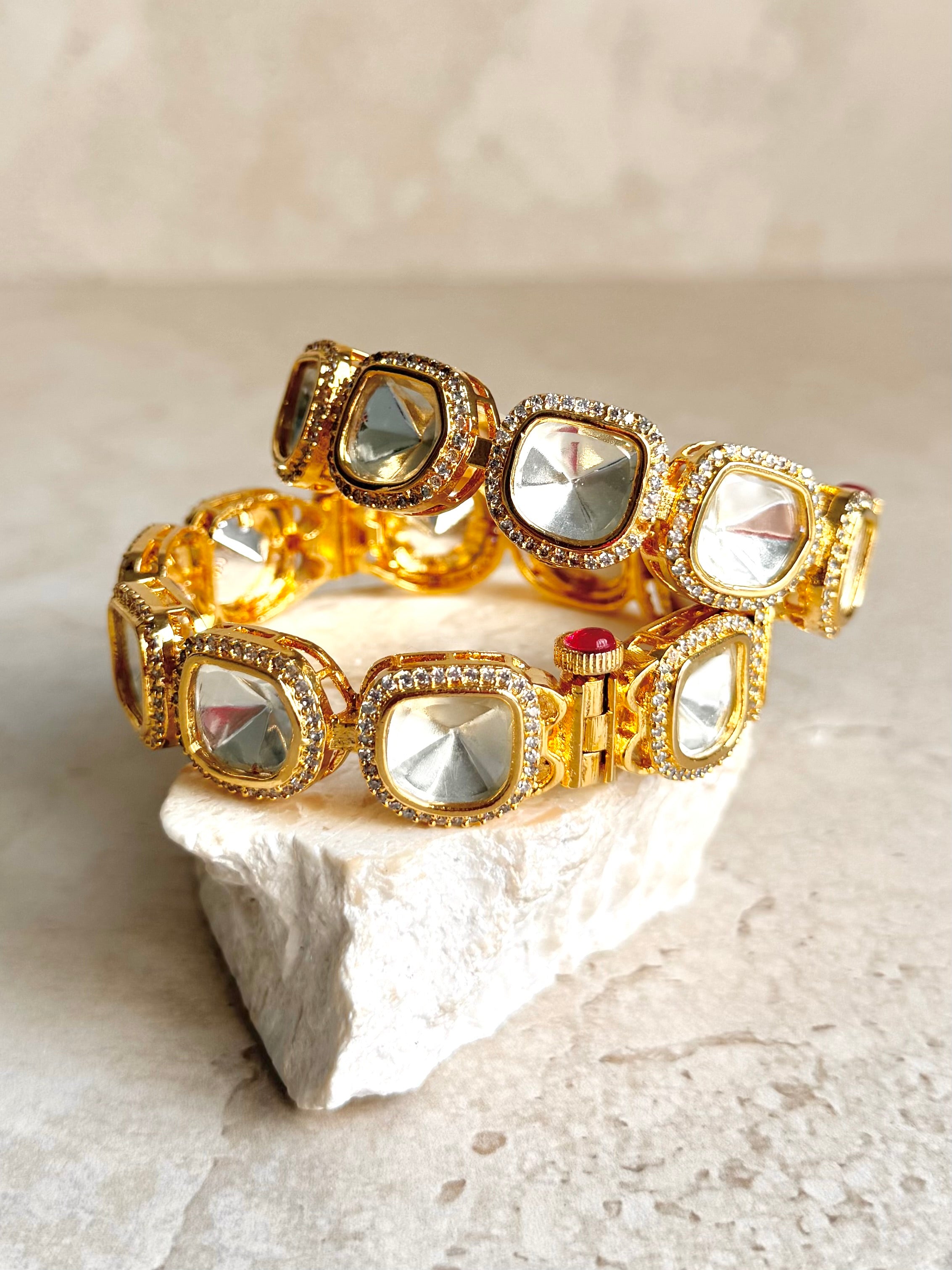 Arohi Bangles