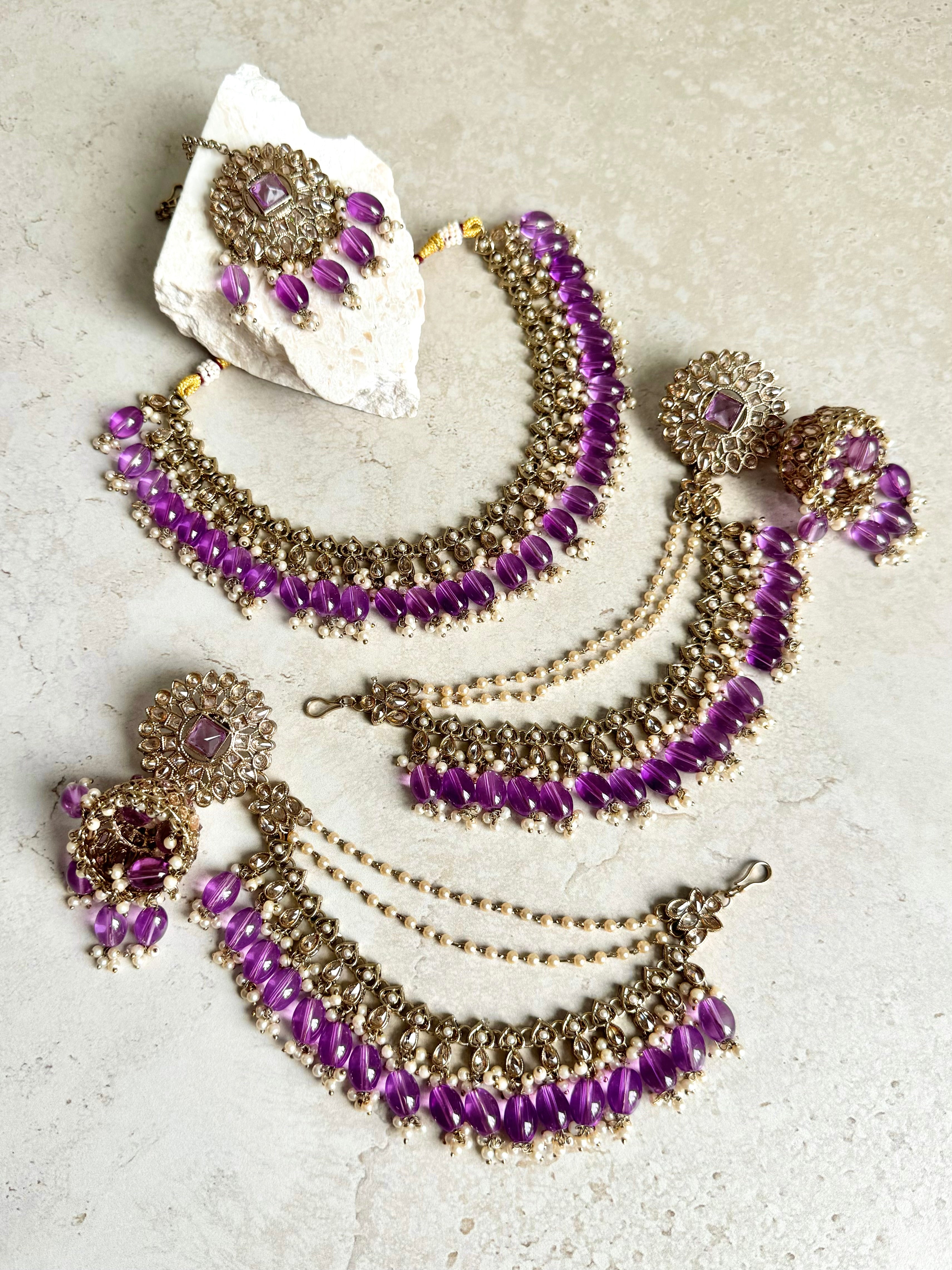 Inaya Necklace Set