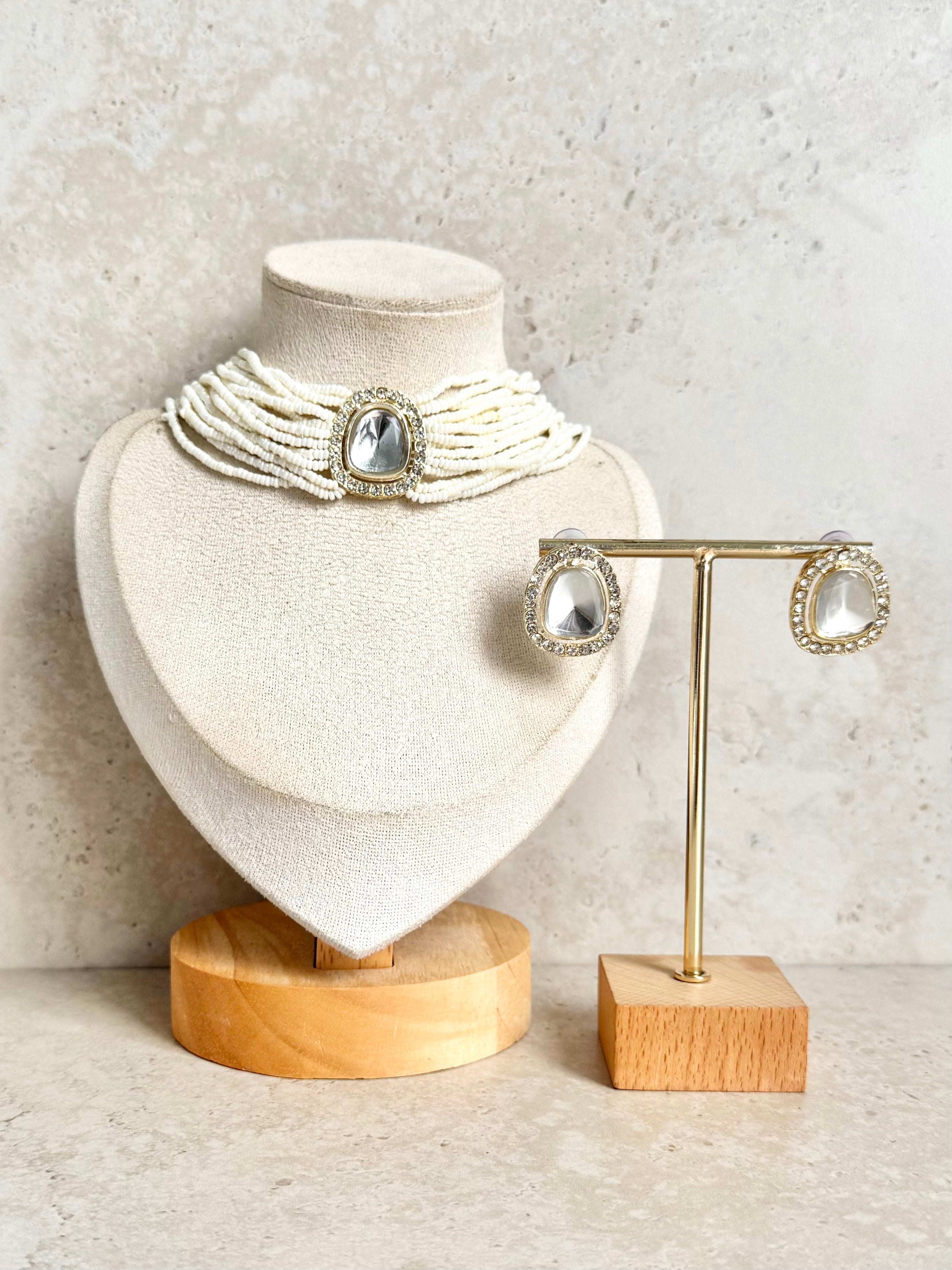 Sobina Necklace Set