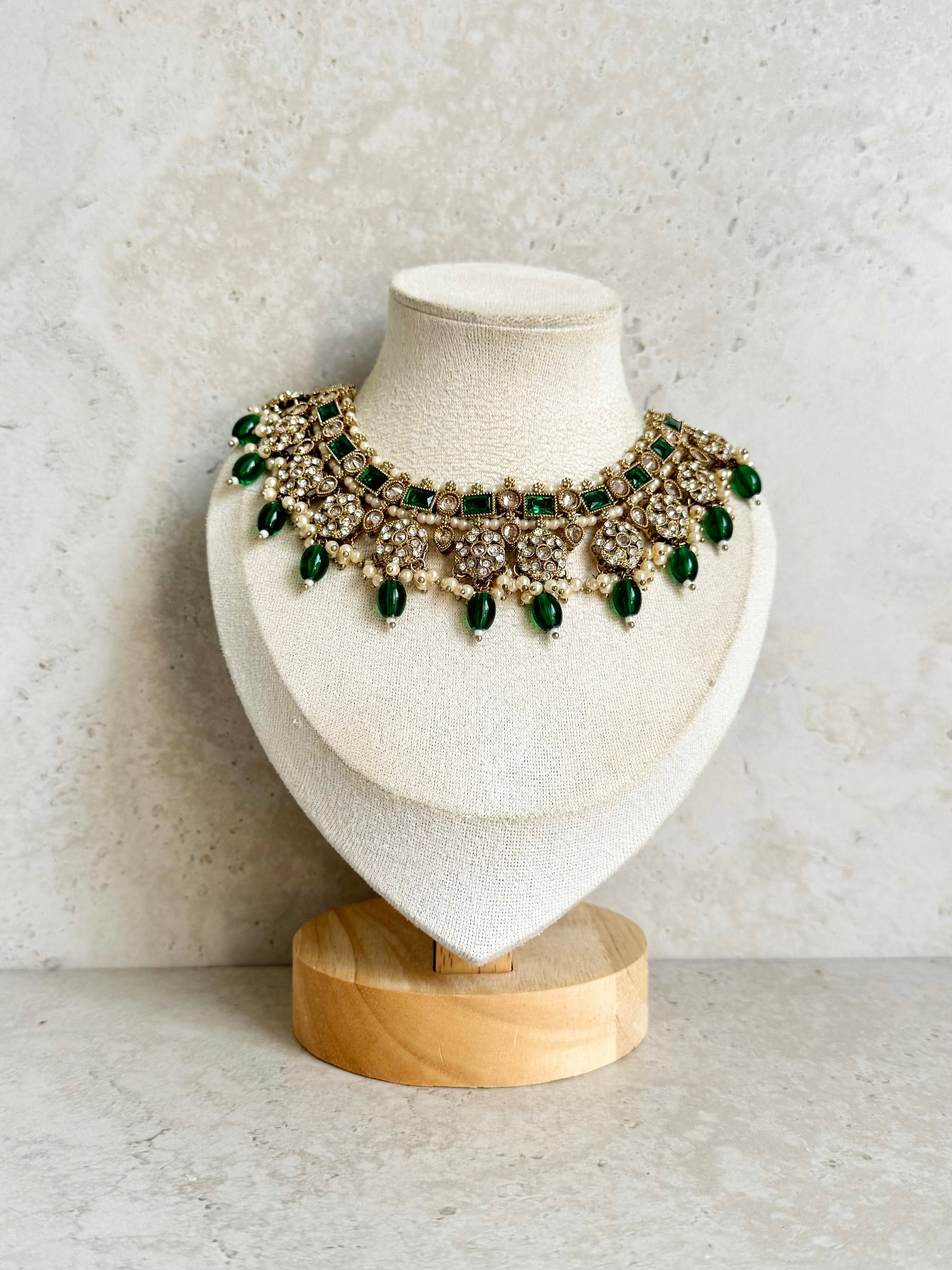 Agam Necklace Set