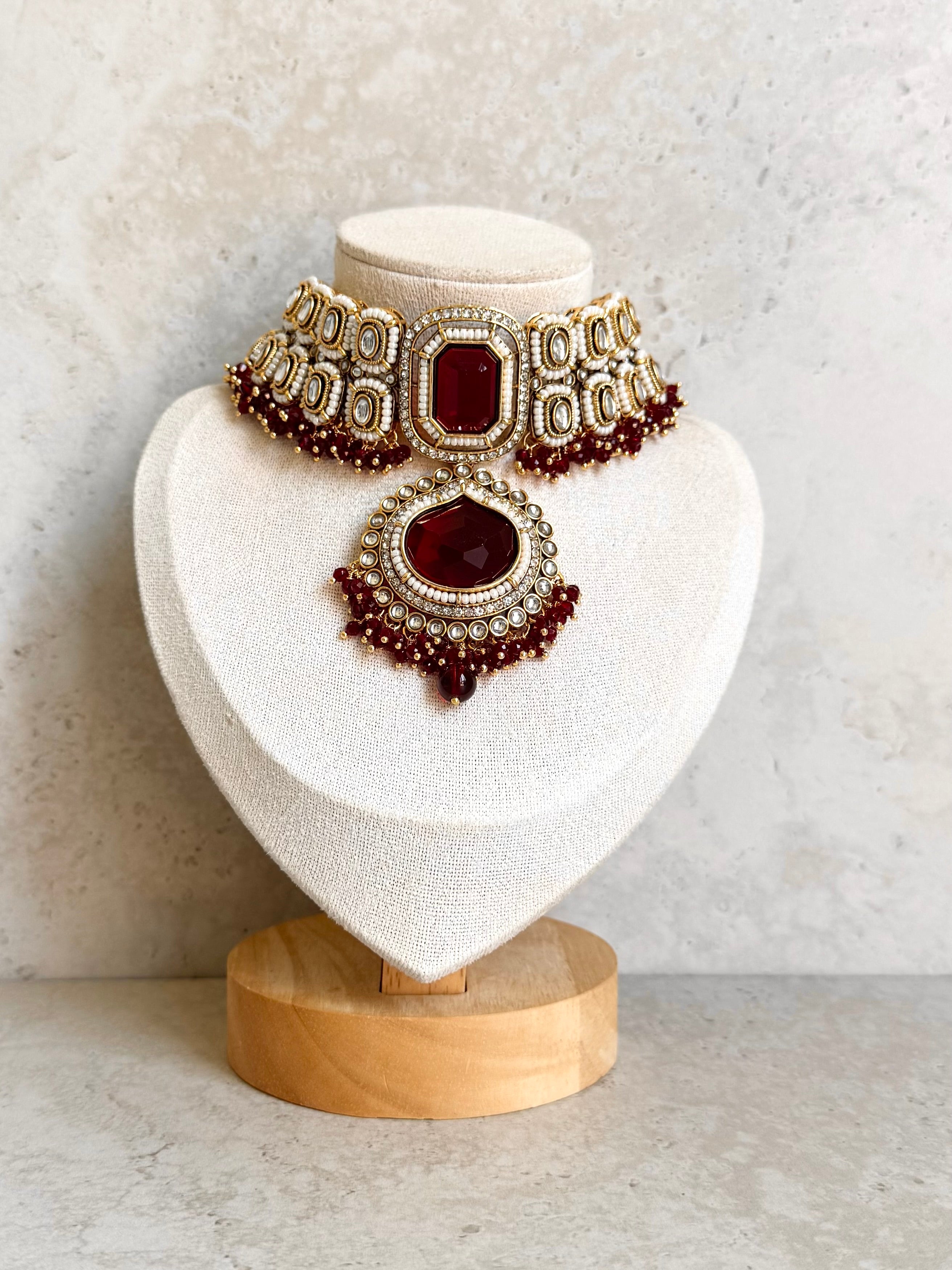 Babita Necklace Set
