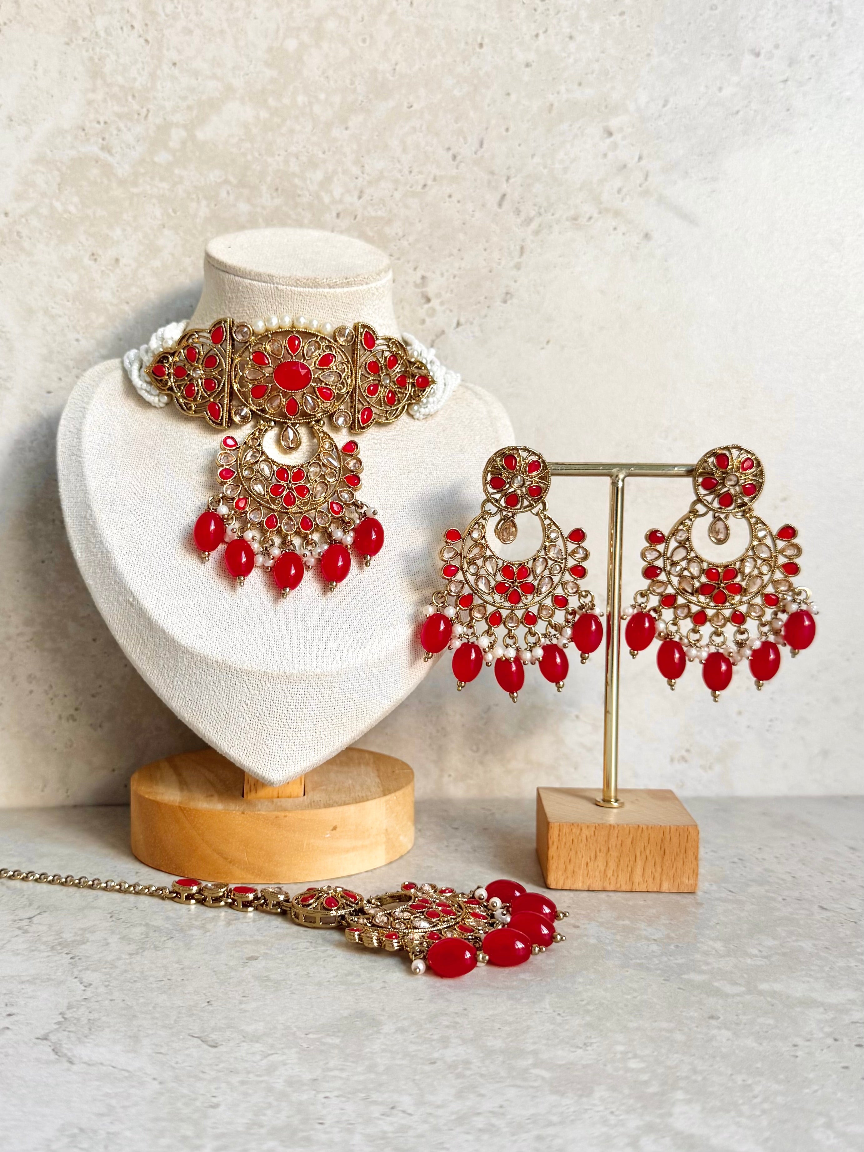 Afrin Necklace Set