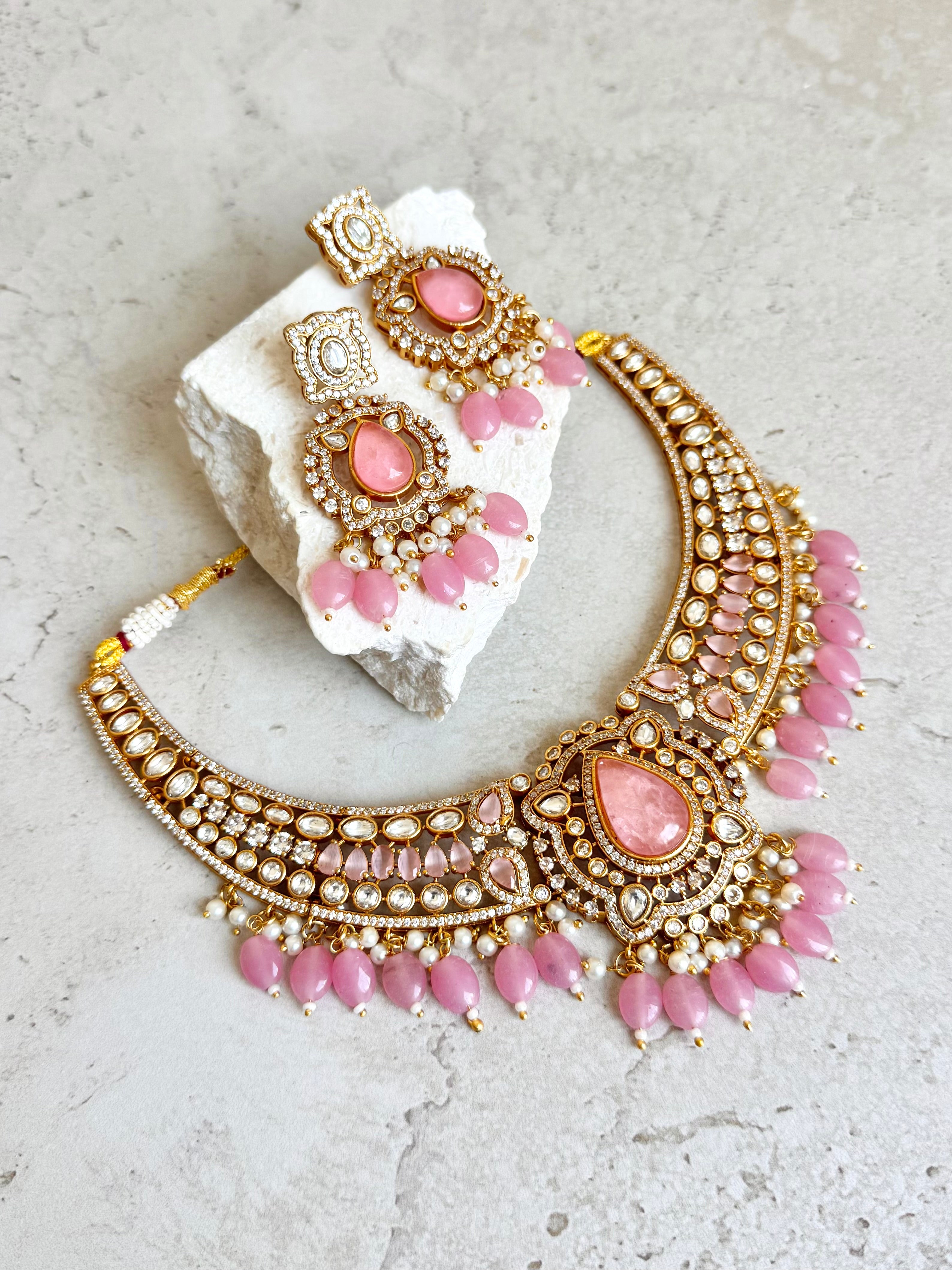 Sadia Necklace Set