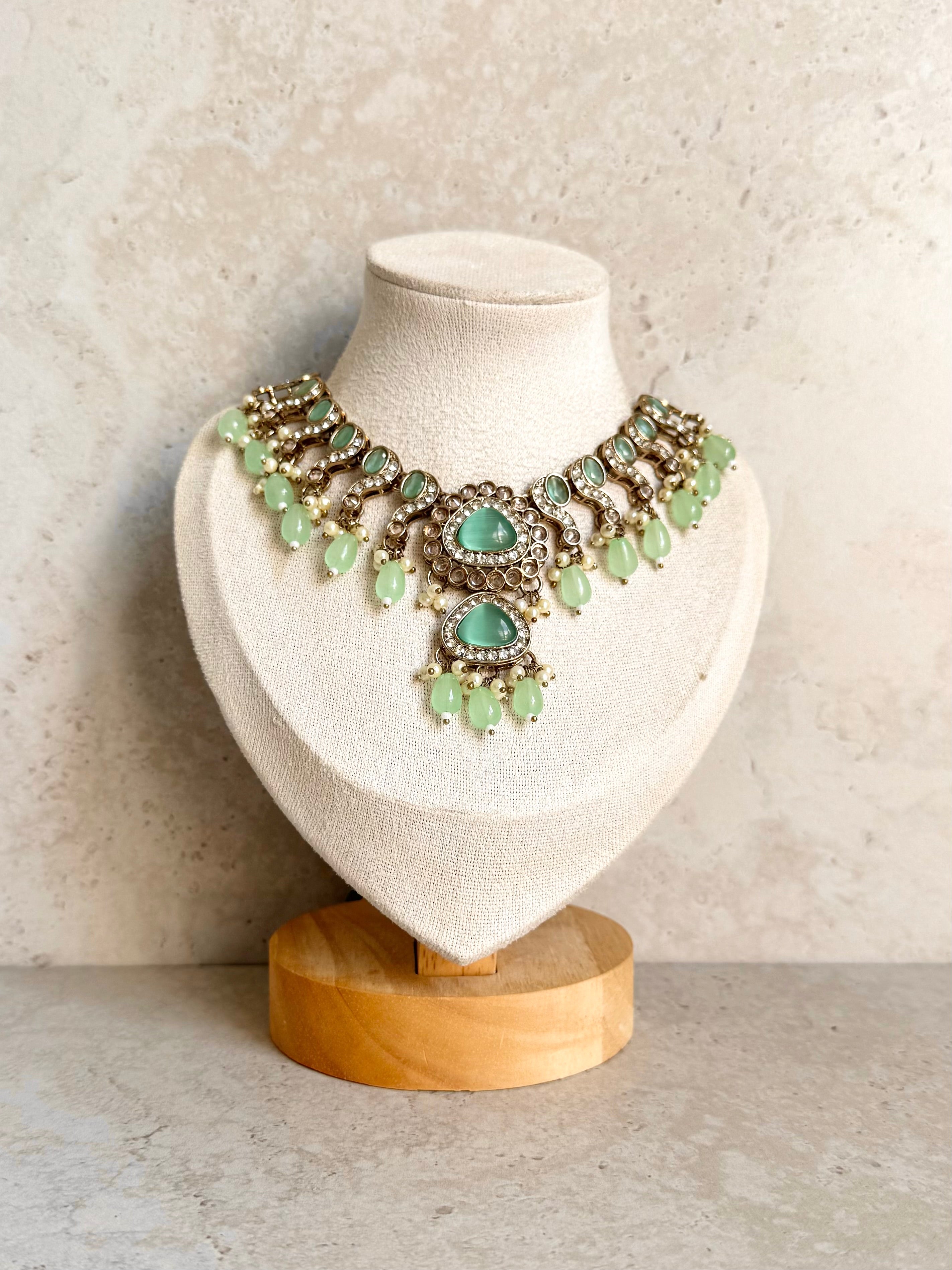 Mishal Necklace Set