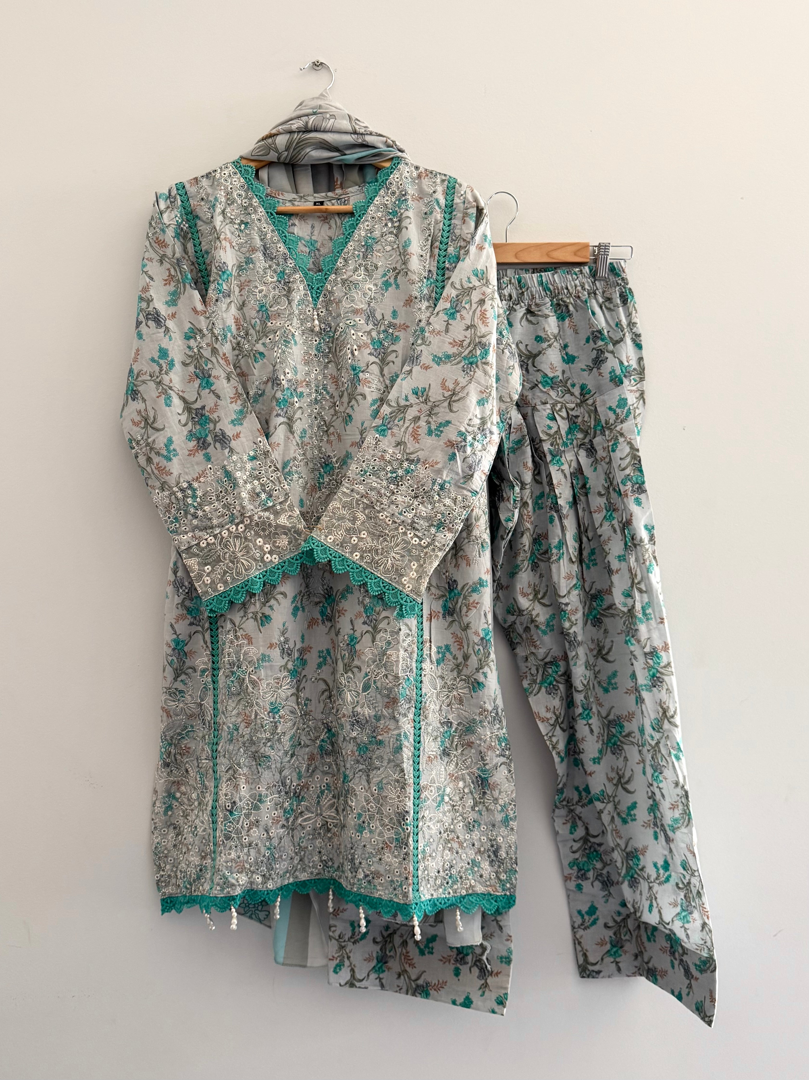 Rameen Suit Set