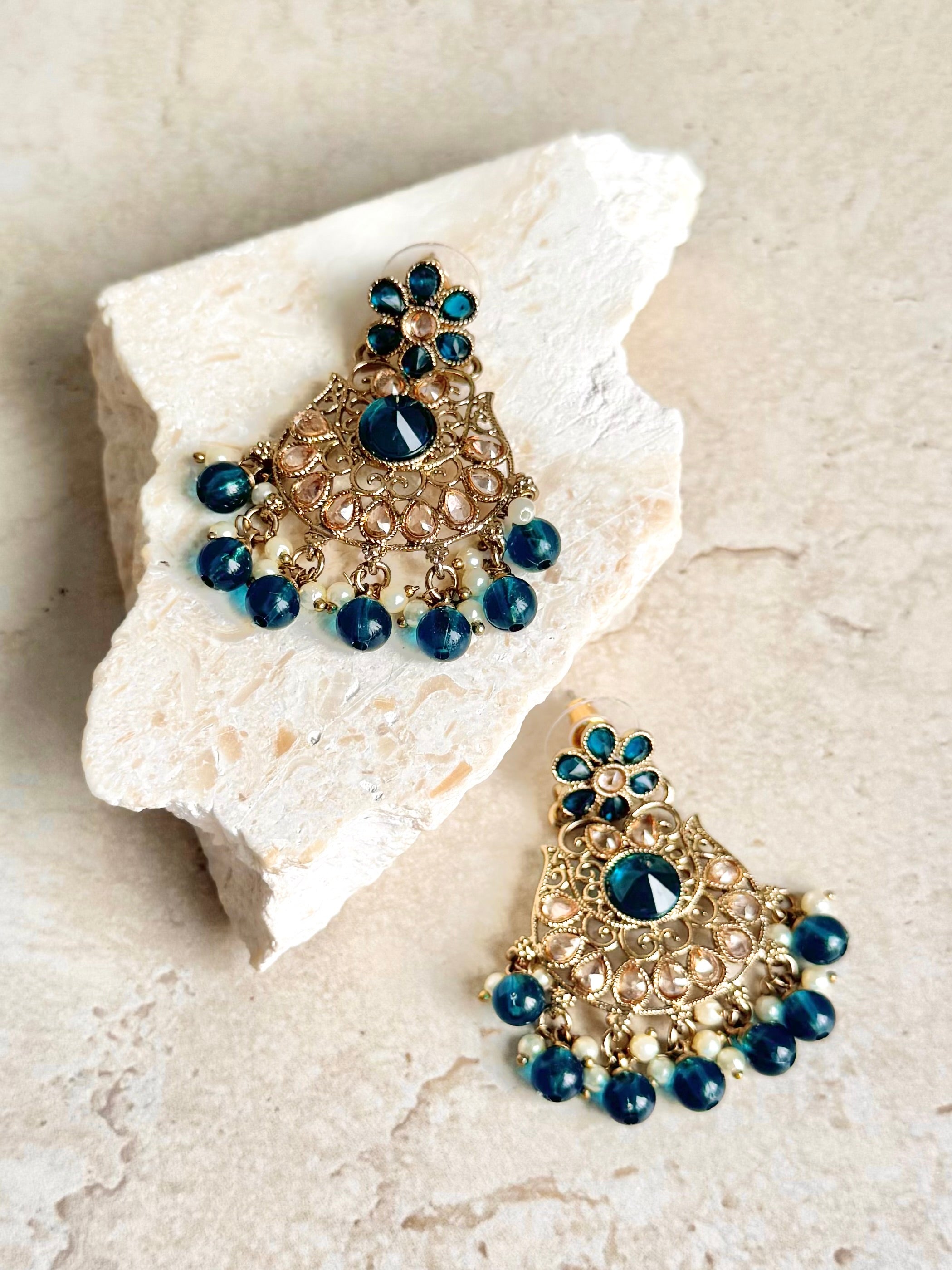 Mahira Earrings