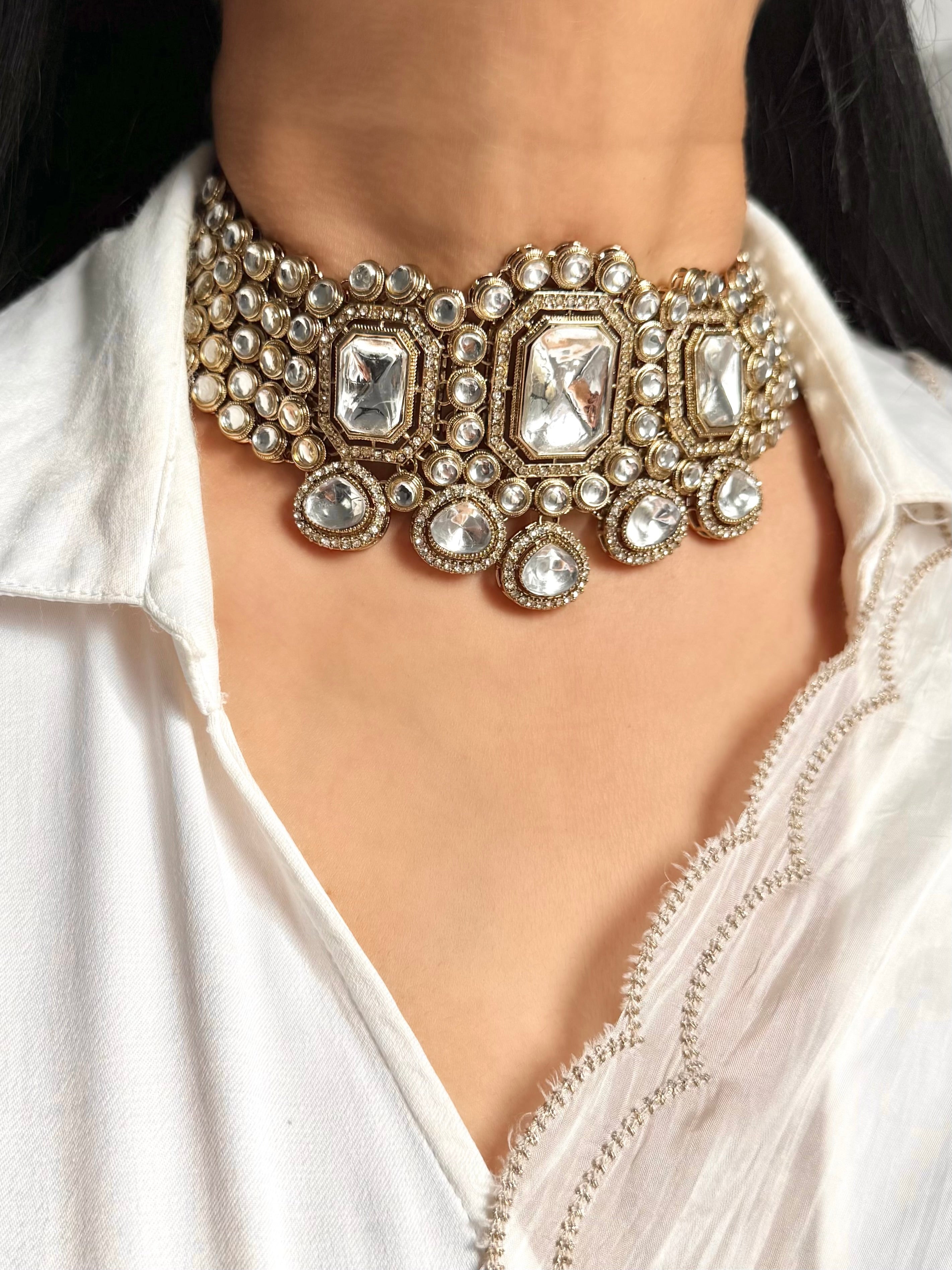 Usma Necklace Set