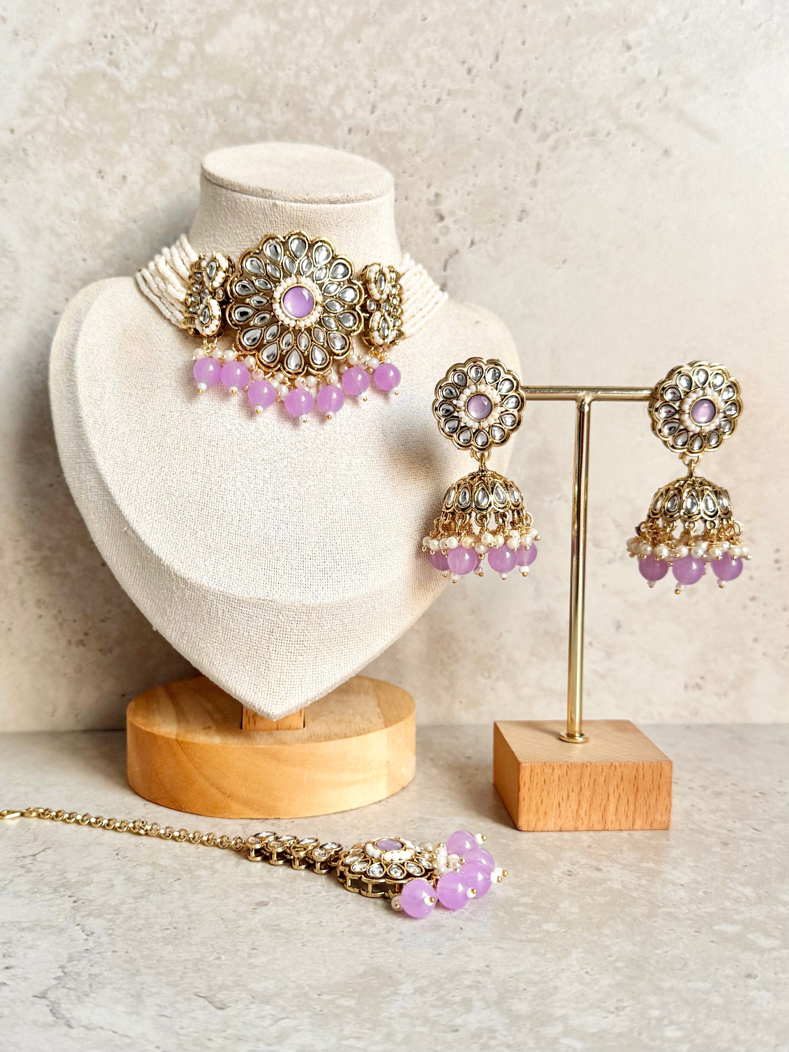 Eshani Necklace Set