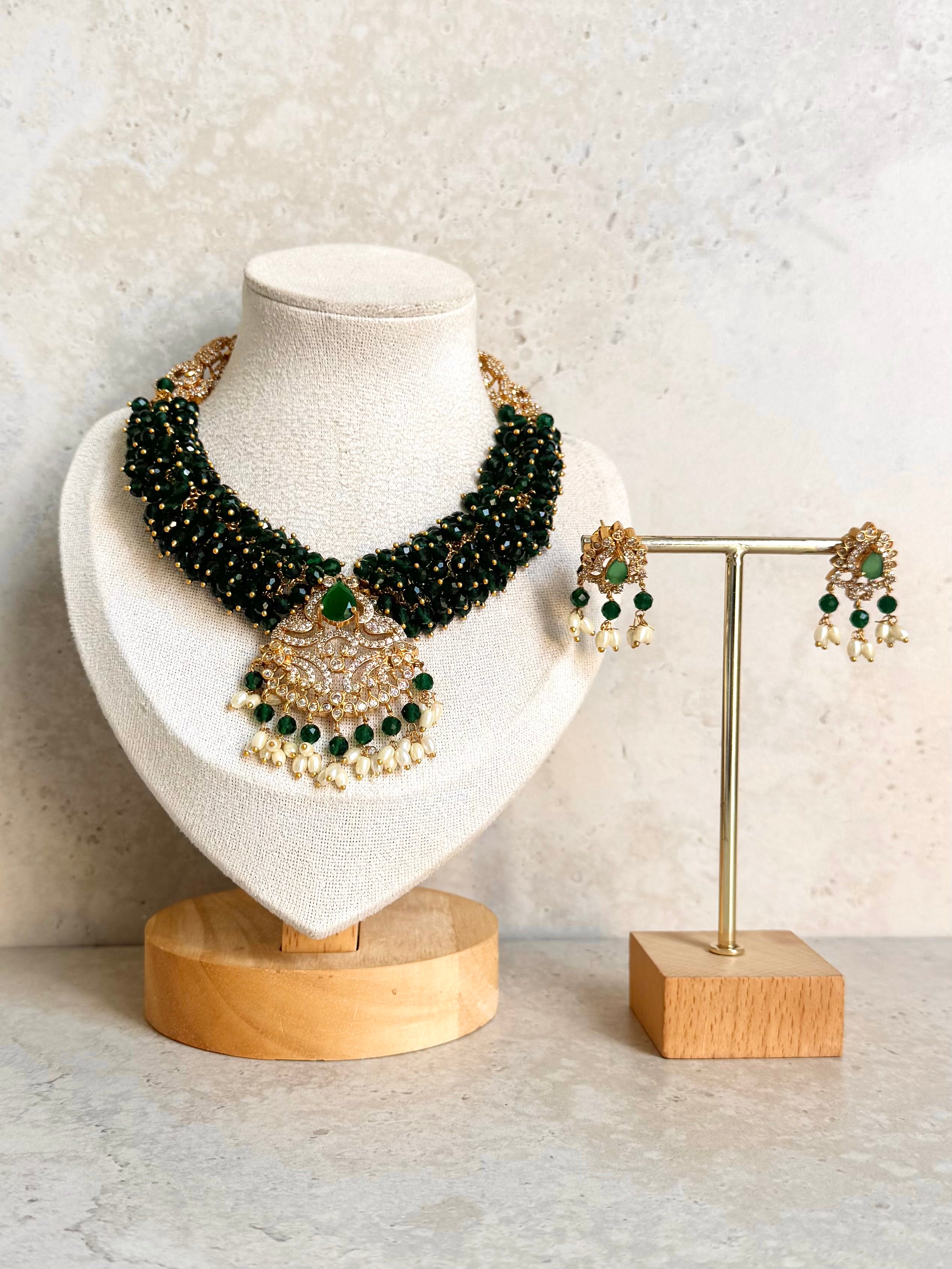 Navdeep Necklace Set
