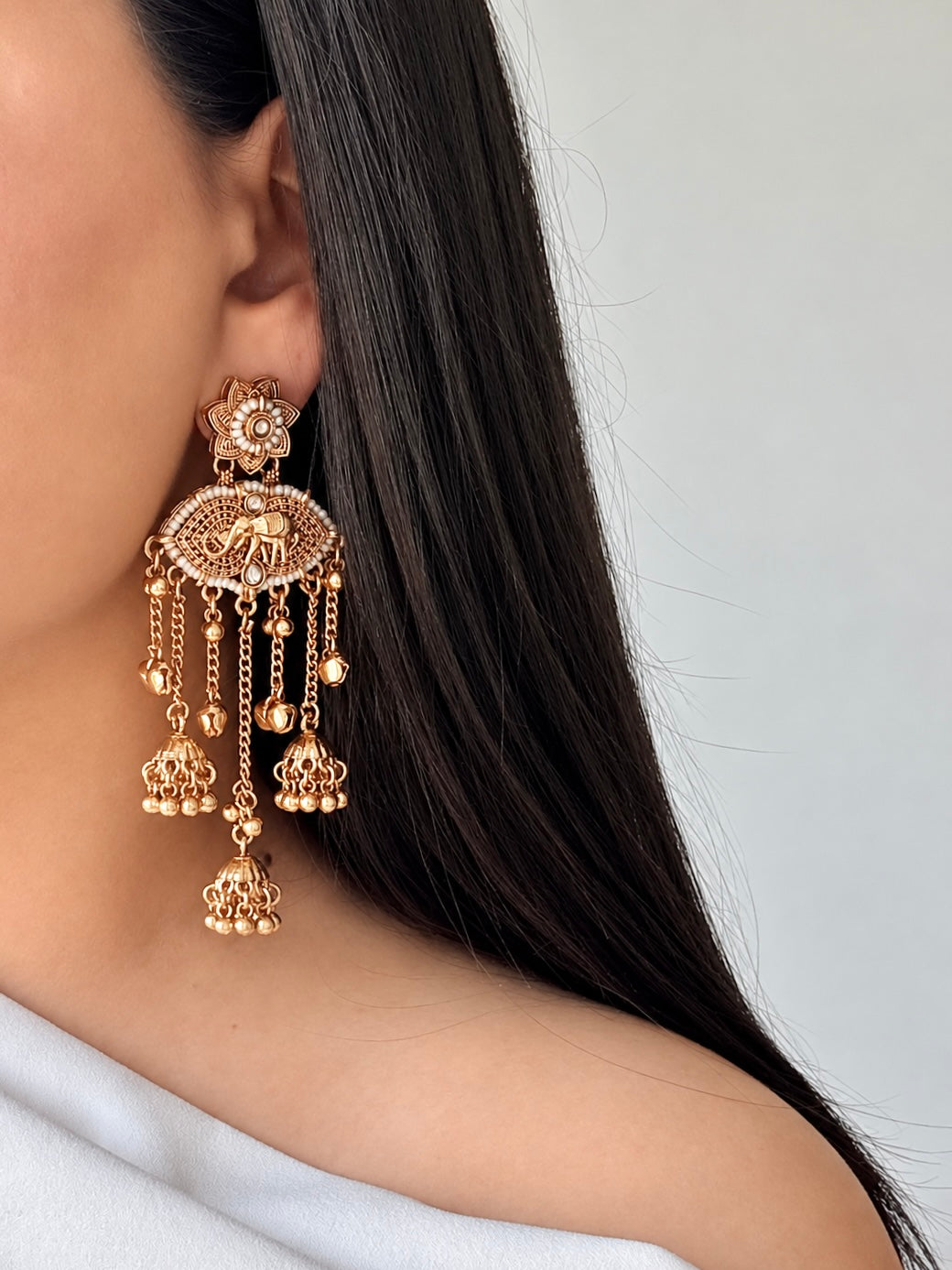 Ria Earrings