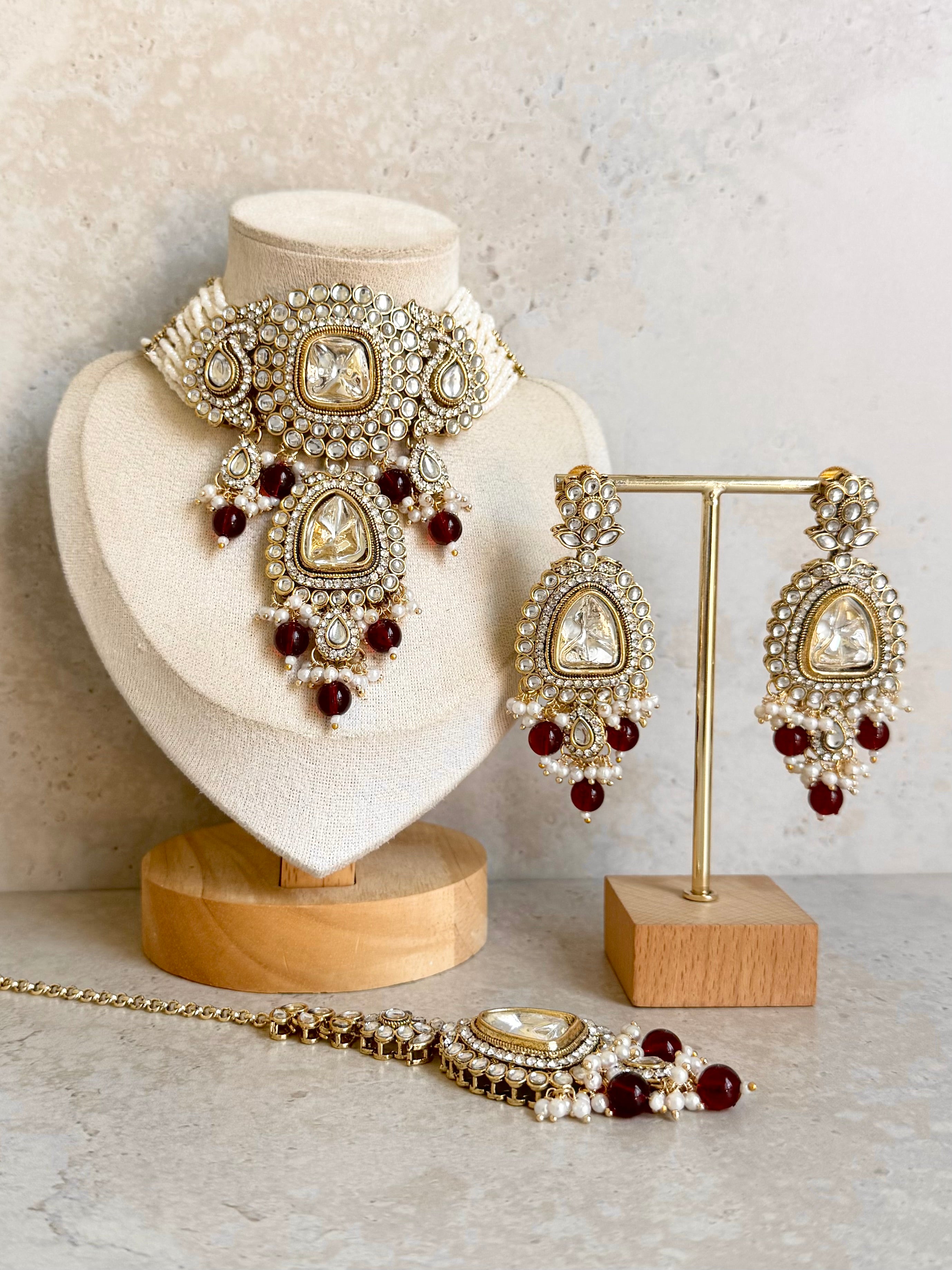 Tasnim Necklace Set