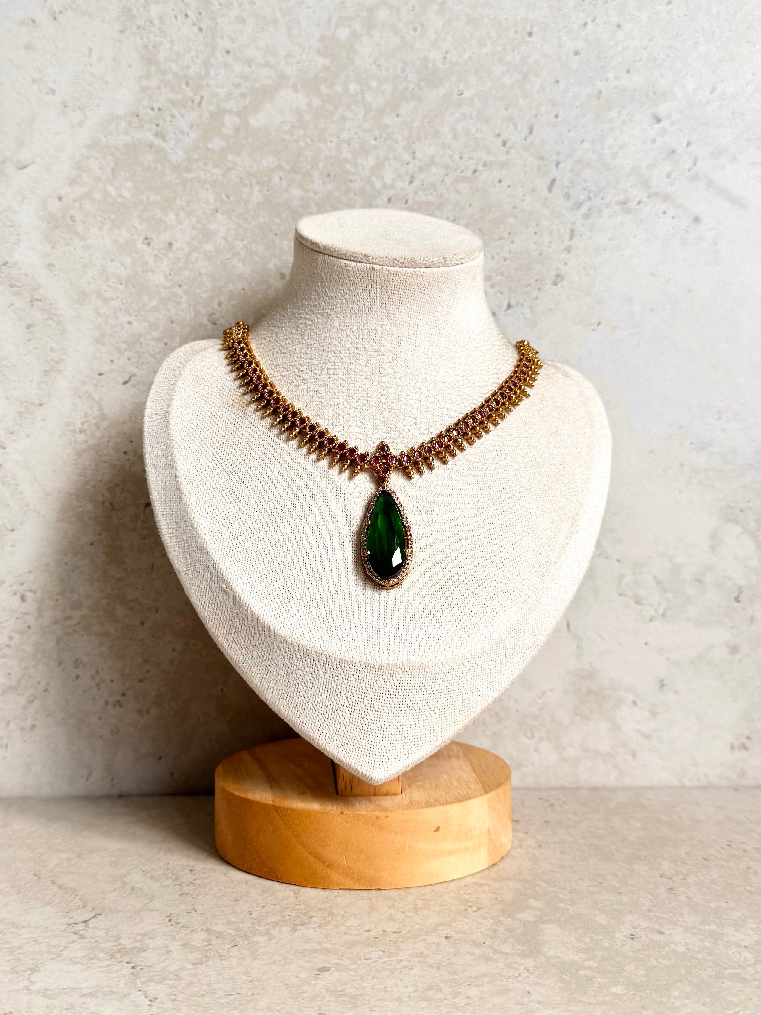 Param Necklace Set