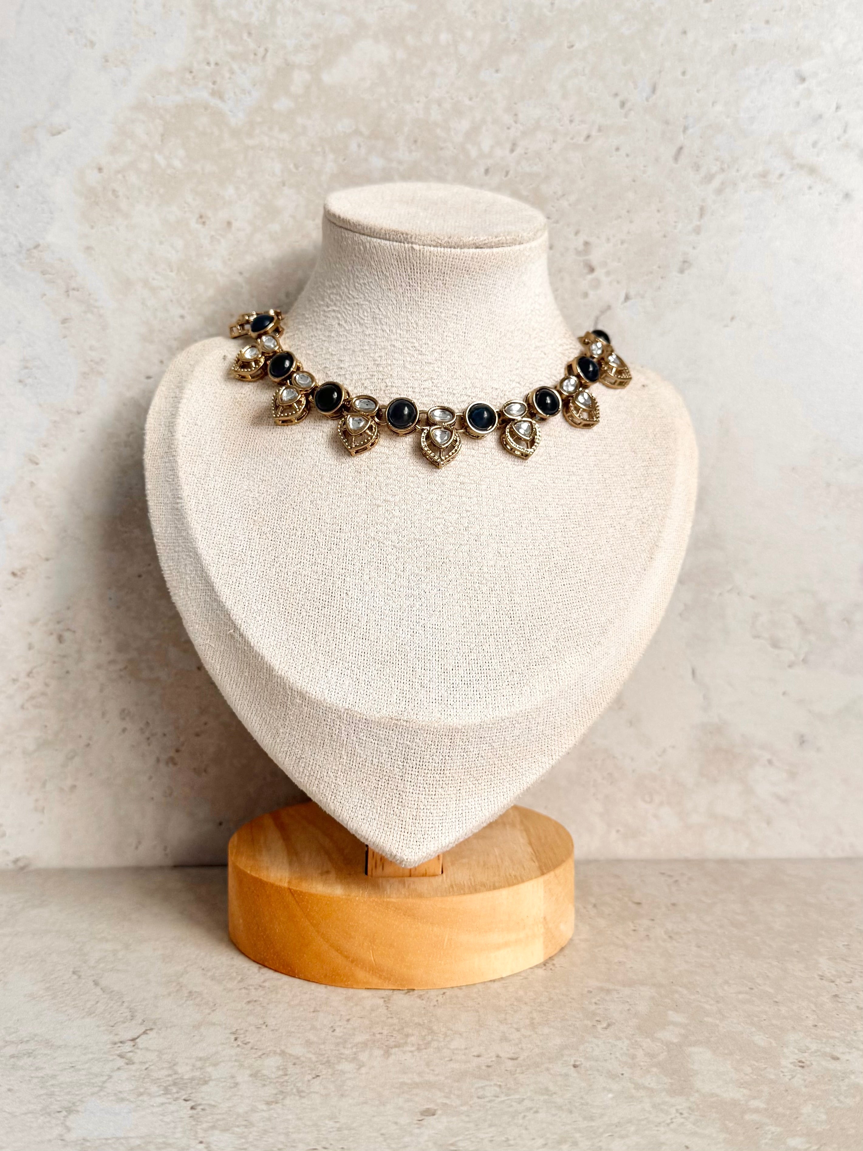 Rubina Necklace Set