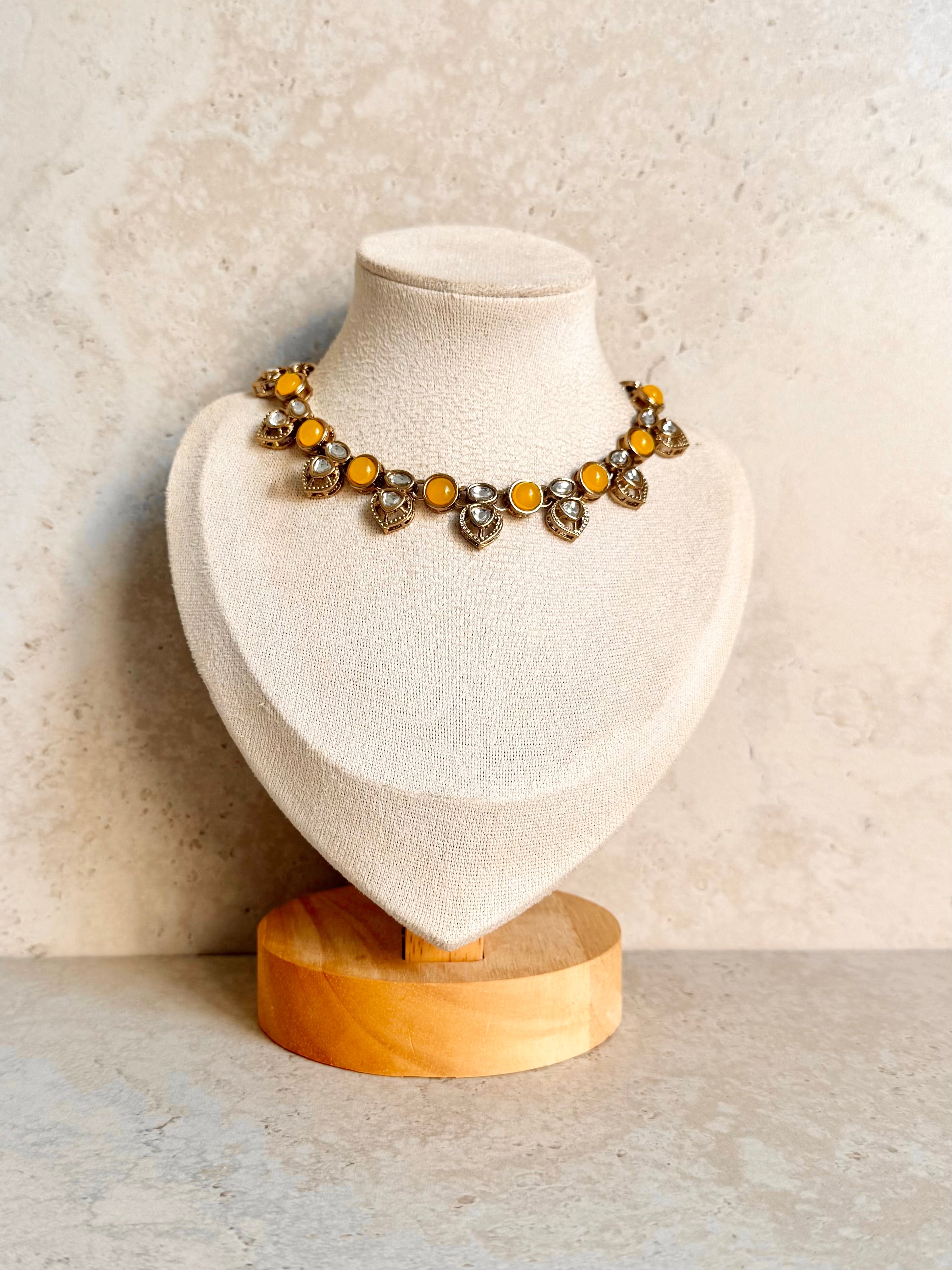 Rubina Necklace Set