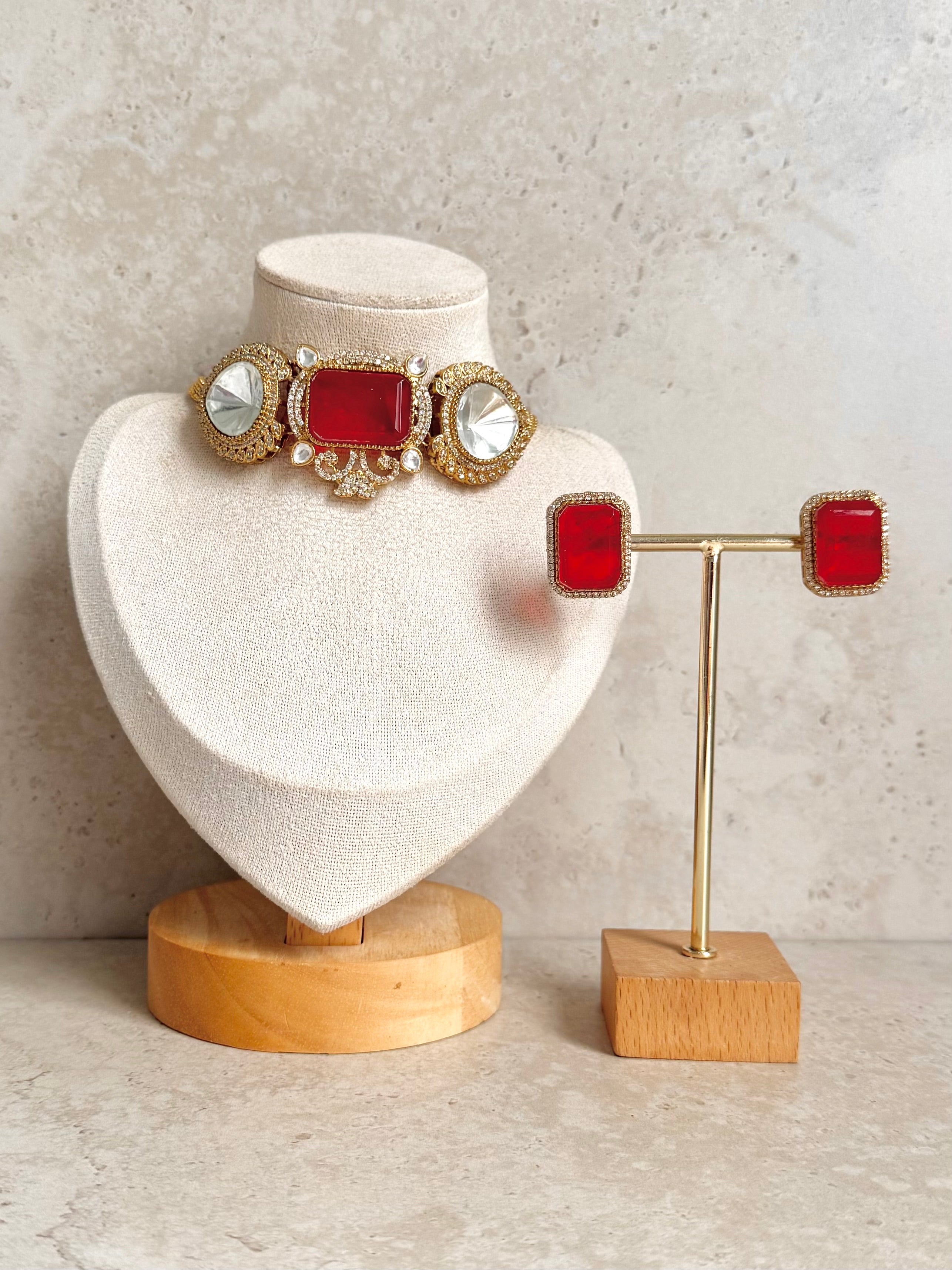 Shaleen Necklace Set