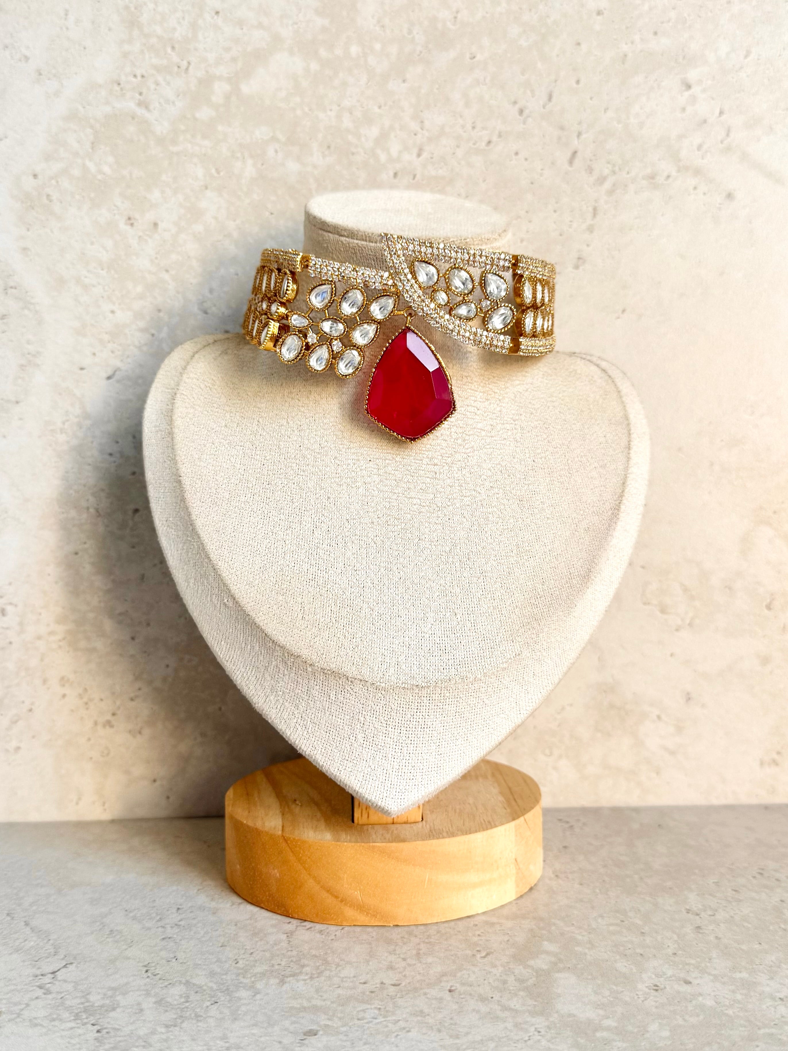 Shibana Necklace Set