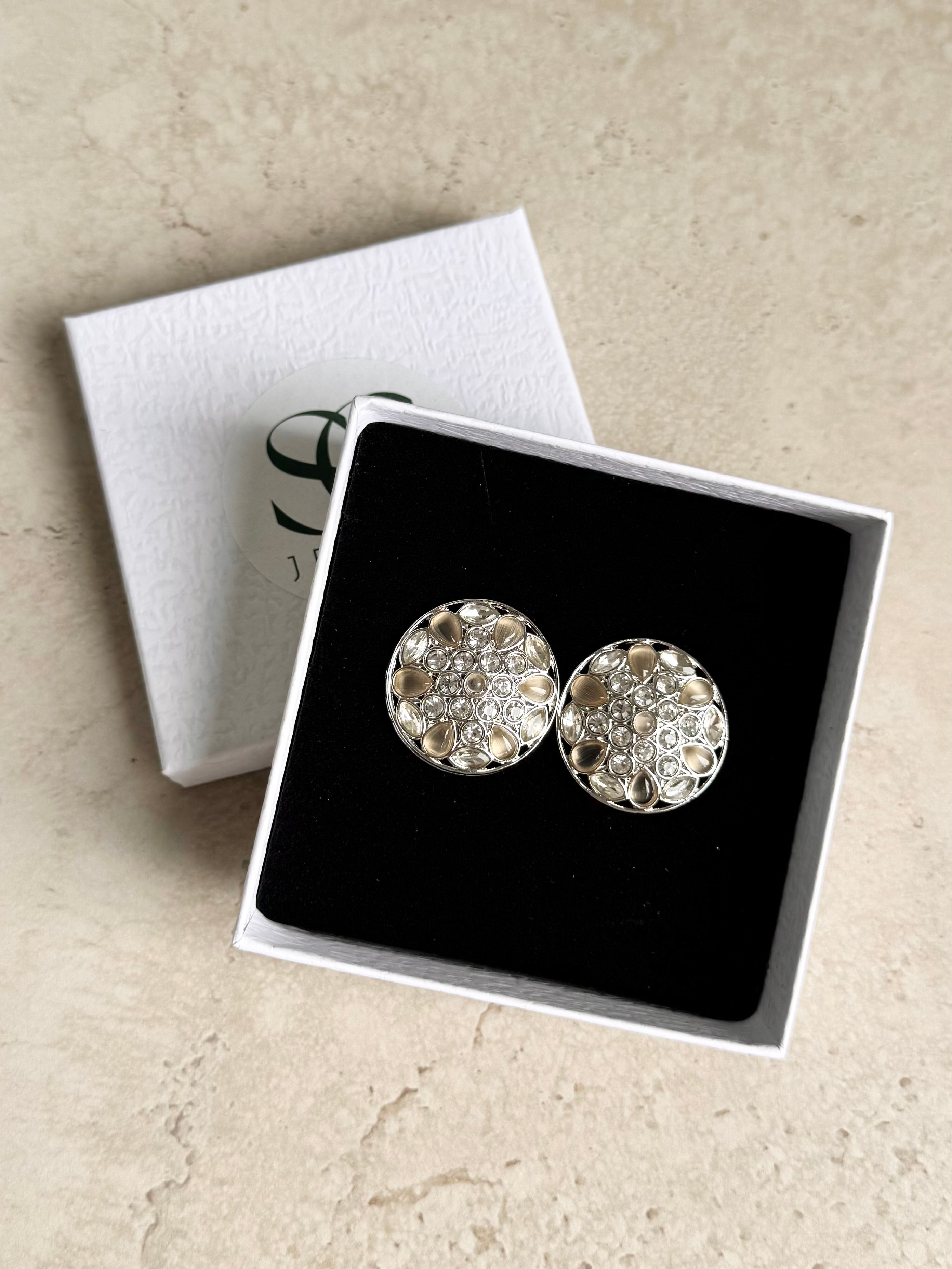 Jot Studs - Gift Box Included