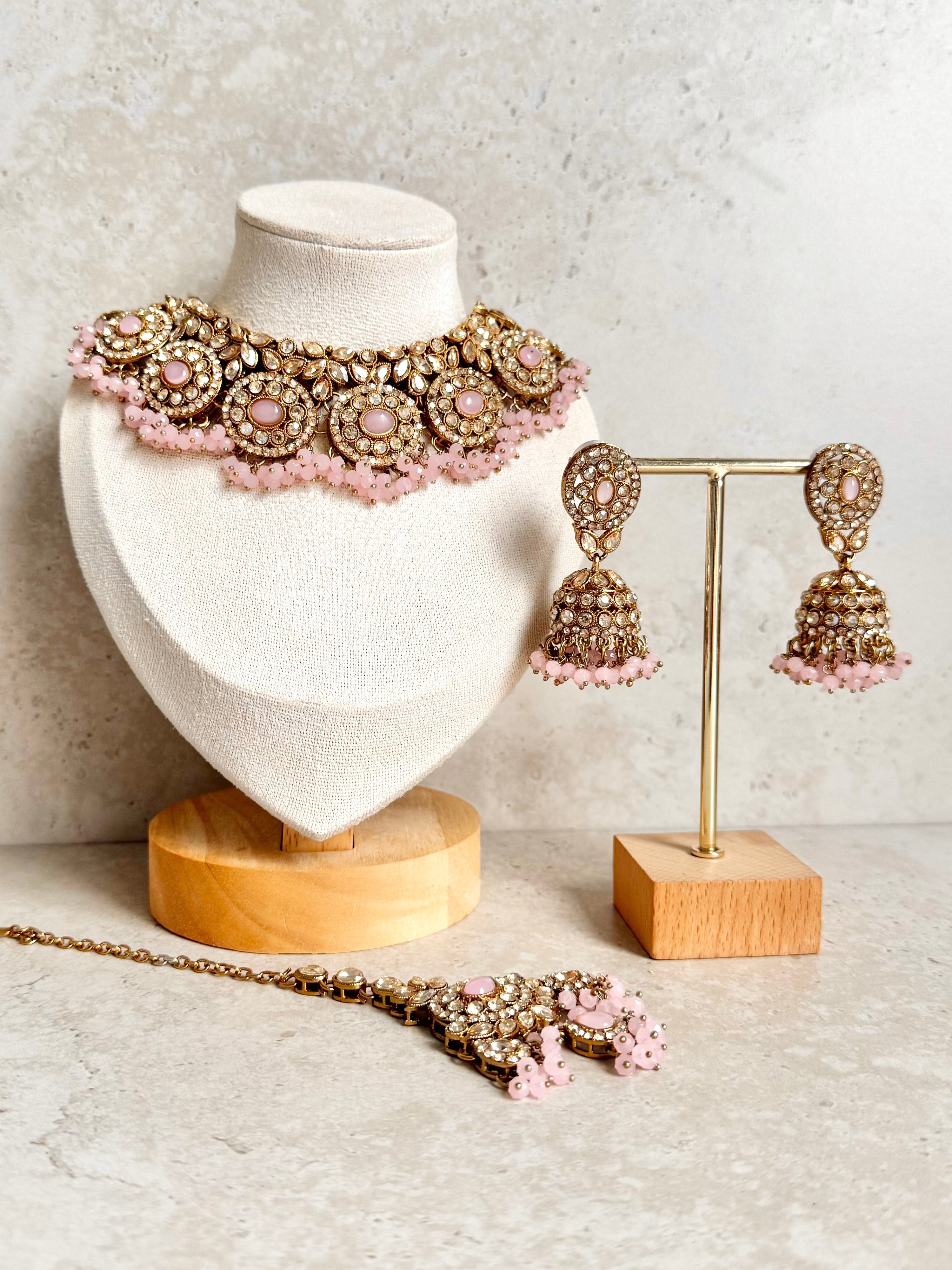 Shirin Necklace Set