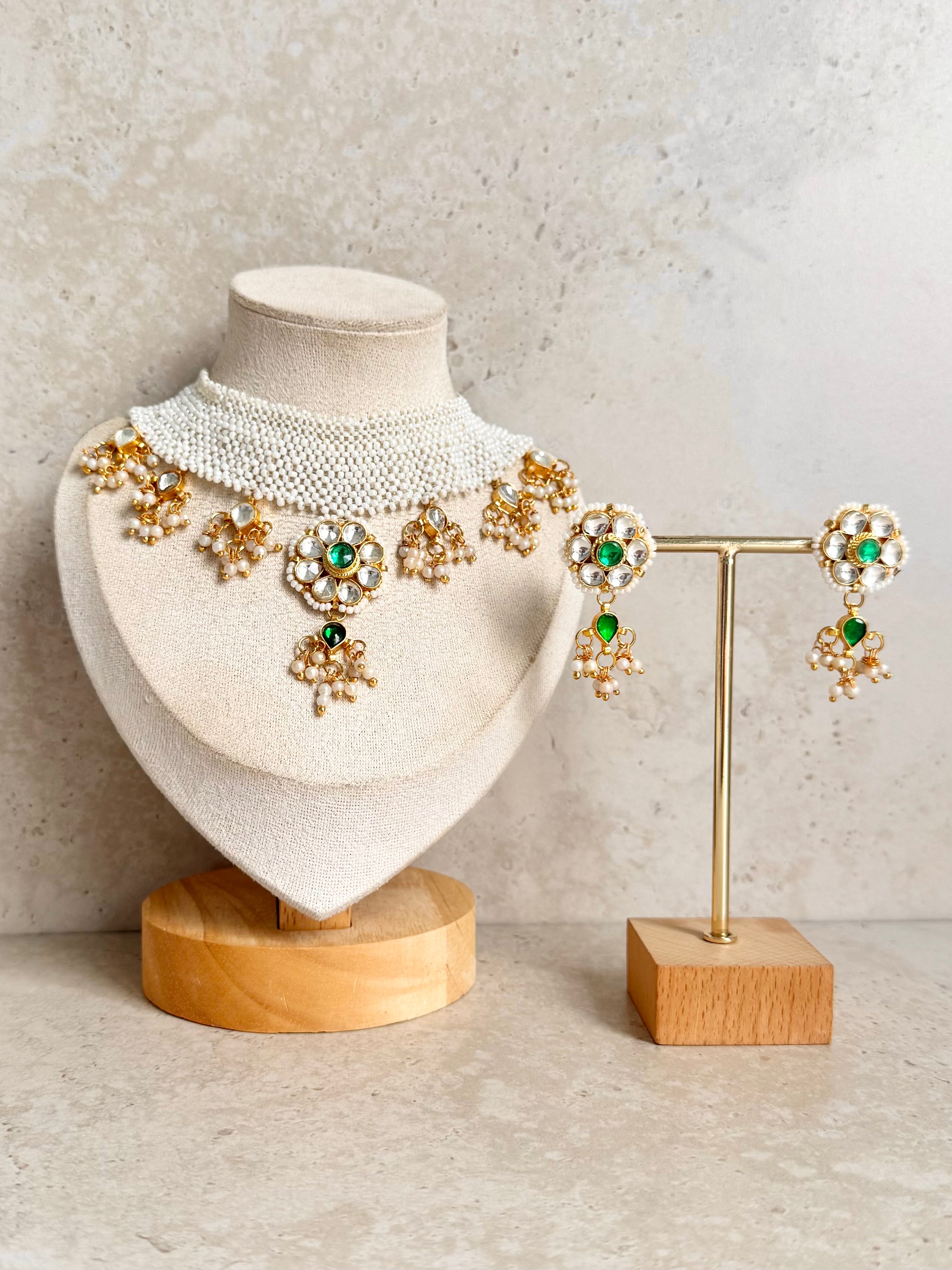 Samara Necklace Set