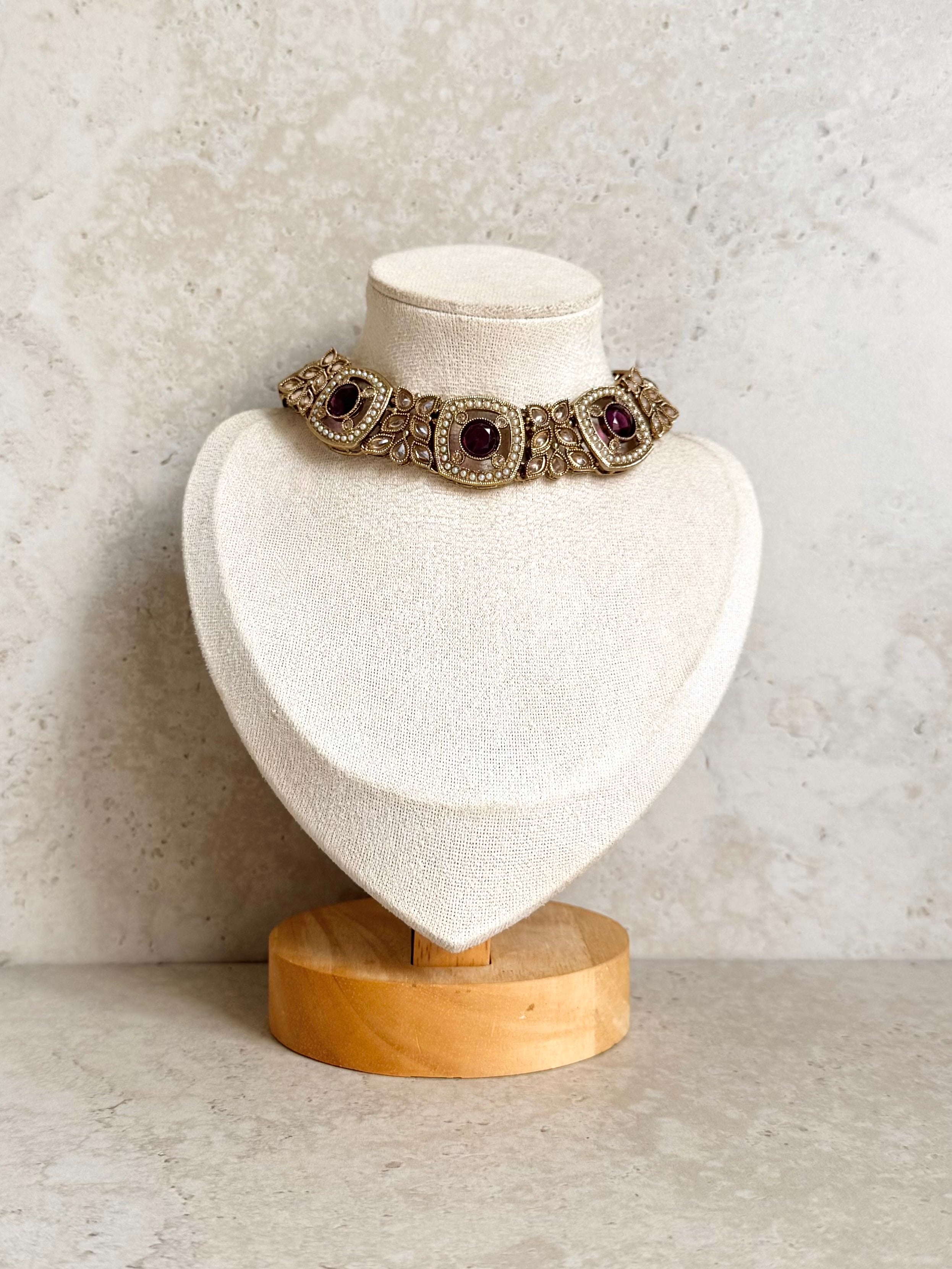 Ridhima Necklace Set