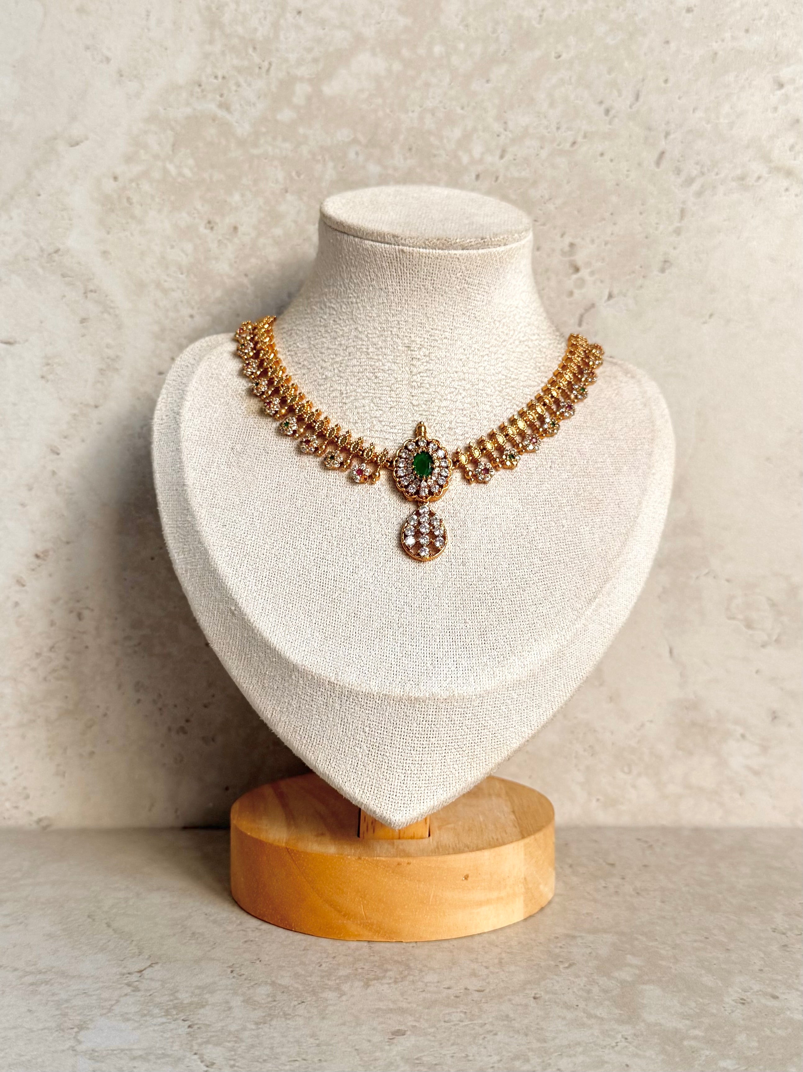 Neeti Necklace Set